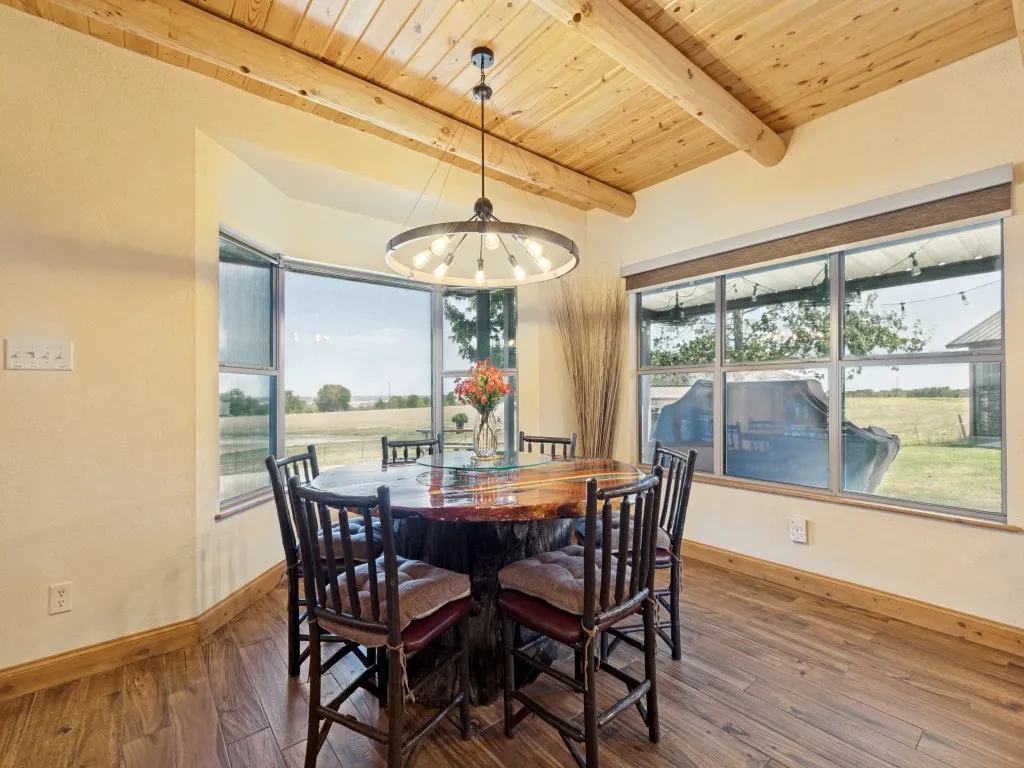 Farm For Sale in Ellis County , 1240 Union Hill Road, Ennis, Texas 75119, 4 Bedroom, 4 Bathroom, 2 Garage spaces, 3,000 Sqft, built in 2005, mls#21376156, Real Estate Agent in Ennis, Homes For Sale in Ellis county, Homes For Sale in Ennis, Realtor in Ennis Texas, Real Estate Brokerage Independent Realty Texas, Luminita Cordes Realtor