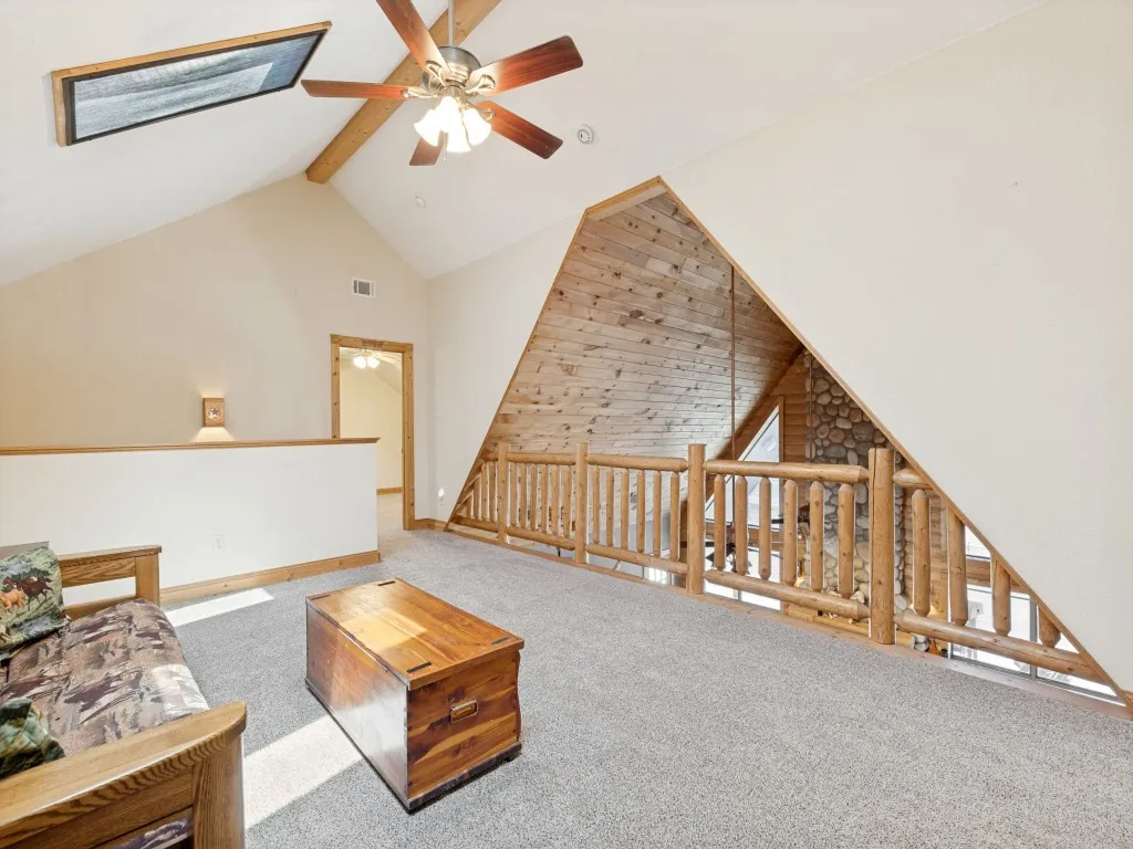 Farm For Sale in Ellis County , 1240 Union Hill Road, Ennis, Texas 75119, 4 Bedroom, 4 Bathroom, 2 Garage spaces, 3,000 Sqft, built in 2005, mls#21376156, Real Estate Agent in Ennis, Homes For Sale in Ellis county, Homes For Sale in Ennis, Realtor in Ennis Texas, Real Estate Brokerage Independent Realty Texas, Luminita Cordes Realtor