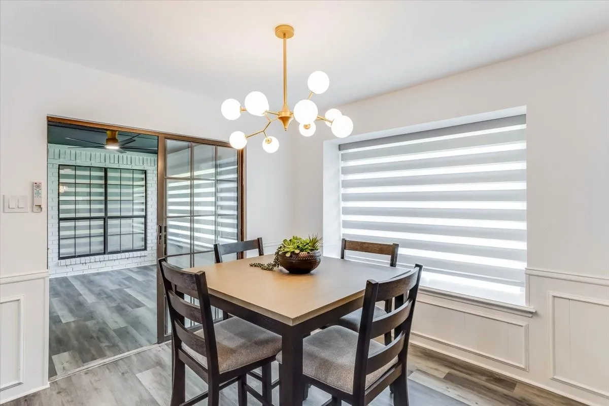 Single Family Residence For Sale in Dallas County , 2100 Antibes Drive, Carrollton, Texas 75006, 4 Bedroom, 3 Bathroom, 2 Garage spaces, 2,858 Sqft, built in 1986, mls#21375849, Real Estate Agent in Carrollton, Homes For Sale in Dallas county, Homes For Sale in Carrollton, Realtor in Carrollton Texas, Real Estate Brokerage Independent Realty Texas, Luminita Cordes Realtor