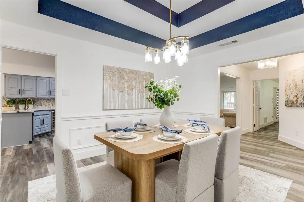 Single Family Residence For Sale in Dallas County , 2100 Antibes Drive, Carrollton, Texas 75006, 4 Bedroom, 3 Bathroom, 2 Garage spaces, 2,858 Sqft, built in 1986, mls#21375849, Real Estate Agent in Carrollton, Homes For Sale in Dallas county, Homes For Sale in Carrollton, Realtor in Carrollton Texas, Real Estate Brokerage Independent Realty Texas, Luminita Cordes Realtor