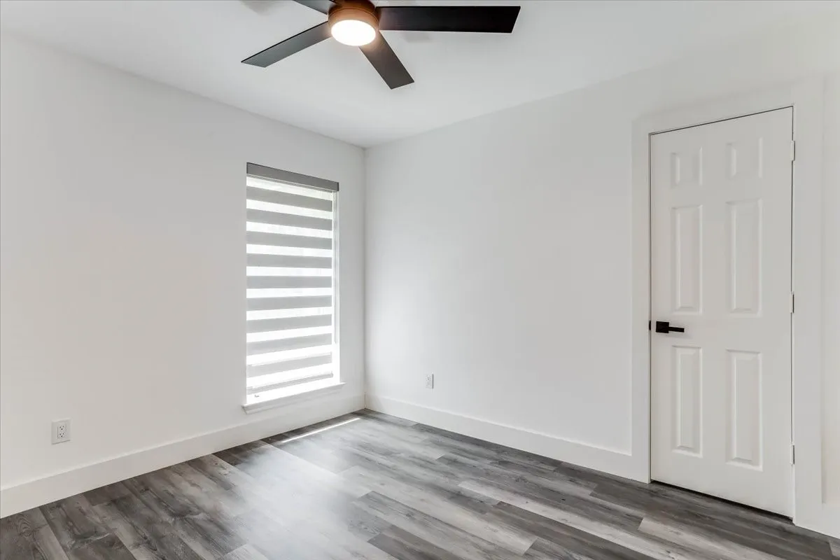 Single Family Residence For Sale in Dallas County , 2100 Antibes Drive, Carrollton, Texas 75006, 4 Bedroom, 3 Bathroom, 2 Garage spaces, 2,858 Sqft, built in 1986, mls#21375849, Real Estate Agent in Carrollton, Homes For Sale in Dallas county, Homes For Sale in Carrollton, Realtor in Carrollton Texas, Real Estate Brokerage Independent Realty Texas, Luminita Cordes Realtor