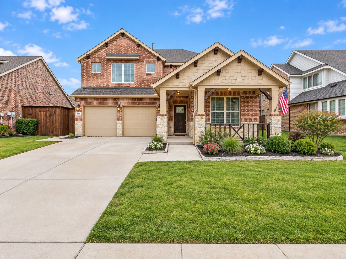 Single Family Residence For Sale in Collin County , 201 Dragonfly Drive, Prosper, Texas 75078, 4 Bedroom, 4 Bathroom, 2 Garage spaces, 3,203 Sqft, built in 2015, mls#21375463, Real Estate Agent in Prosper, Homes For Sale in Collin county, Homes For Sale in Prosper, Realtor in Prosper Texas, Real Estate Brokerage Independent Realty Texas, Luminita Cordes Realtor