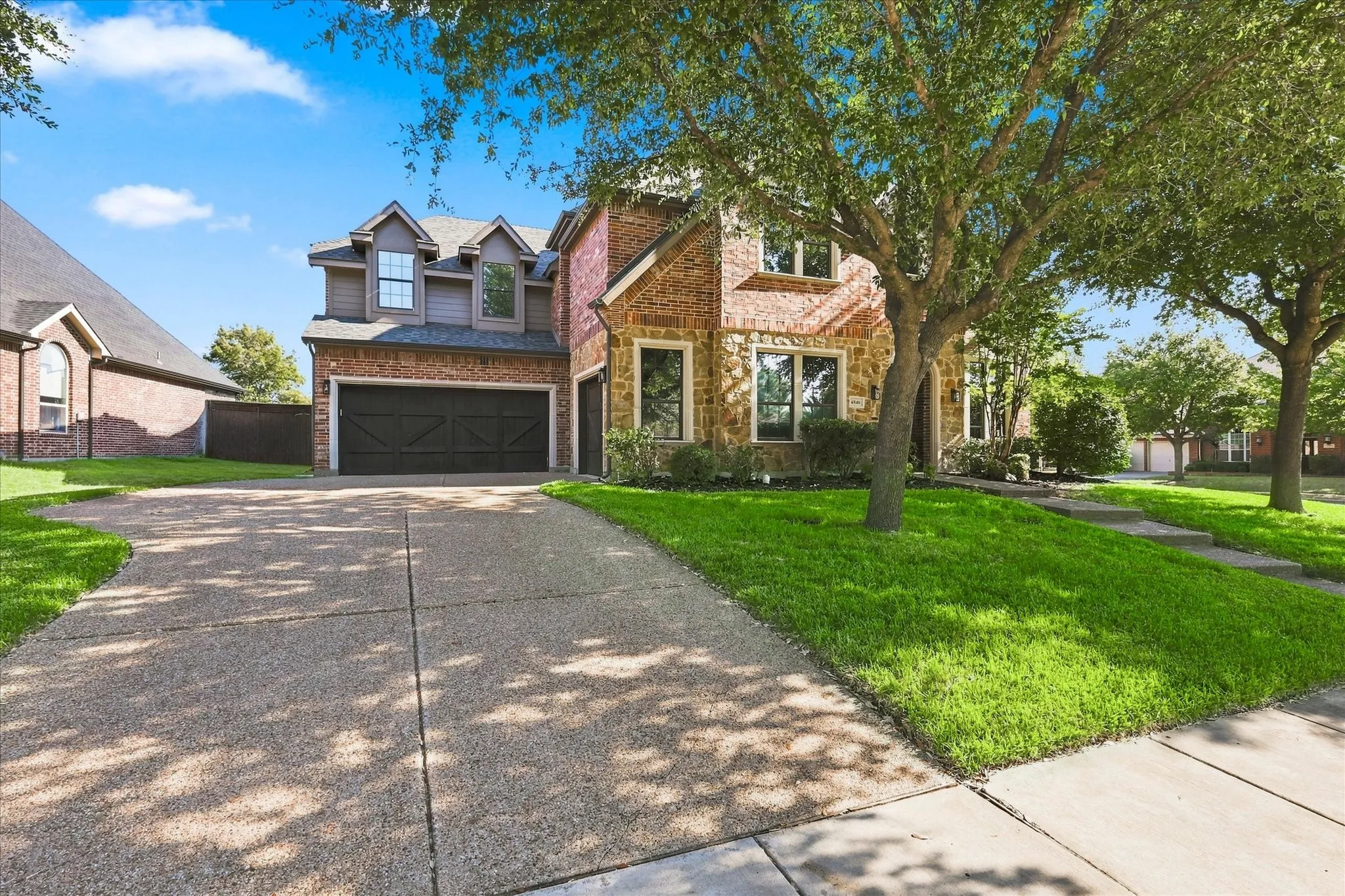 Single Family Residence For Sale in Tarrant County , 6840 Shalloway Drive, Grand Prairie, Texas 75054, 5 Bedroom, 5 Bathroom, 3 Garage spaces, 5,188 Sqft, built in 2006, mls#21373845, Real Estate Agent in Grand Prairie, Homes For Sale in Tarrant county, Homes For Sale in Grand Prairie, Realtor in Grand Prairie Texas, Real Estate Brokerage Independent Realty Texas, Luminita Cordes Realtor