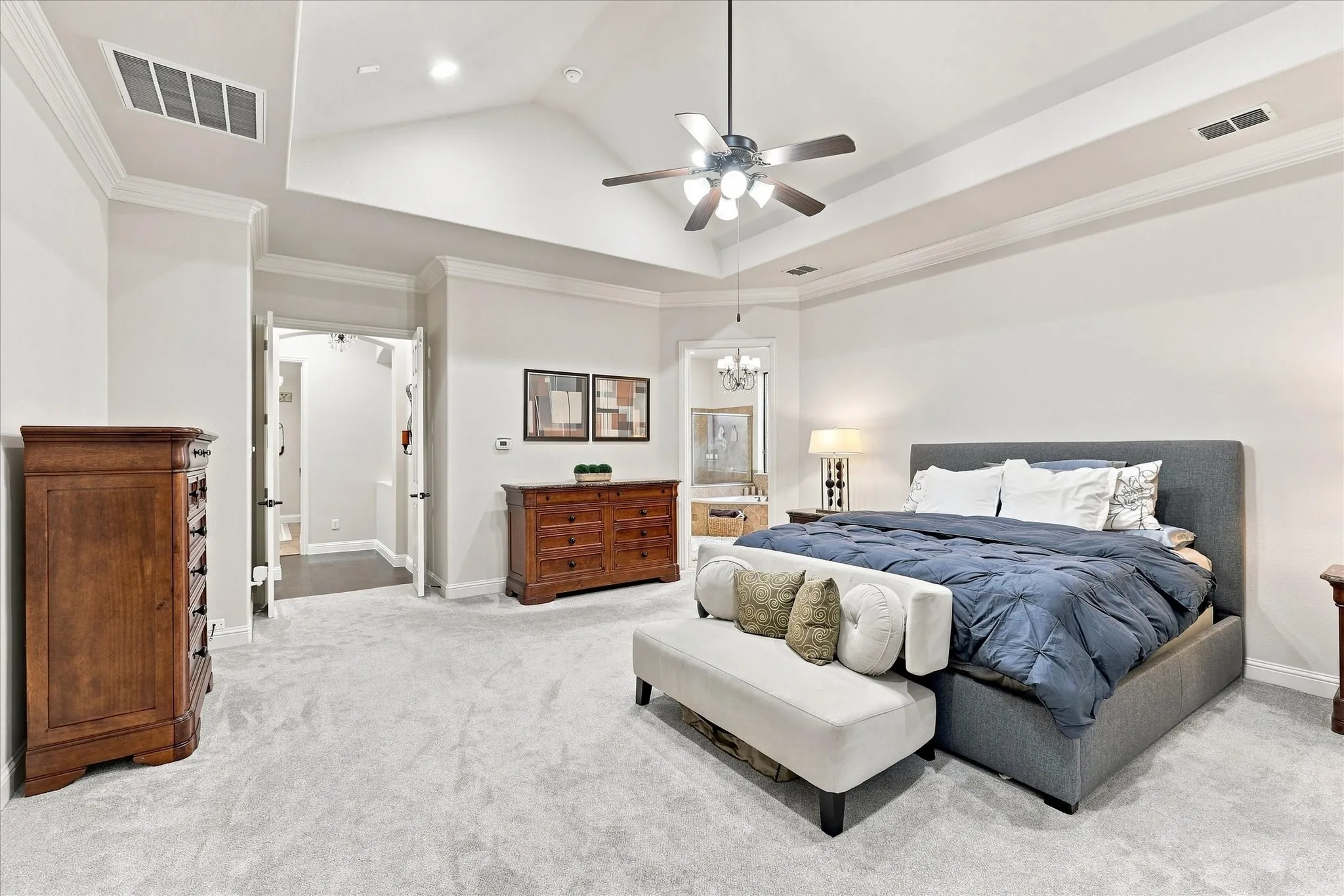 Single Family Residence For Sale in Tarrant County , 6840 Shalloway Drive, Grand Prairie, Texas 75054, 5 Bedroom, 5 Bathroom, 3 Garage spaces, 5,188 Sqft, built in 2006, mls#21373845, Real Estate Agent in Grand Prairie, Homes For Sale in Tarrant county, Homes For Sale in Grand Prairie, Realtor in Grand Prairie Texas, Real Estate Brokerage Independent Realty Texas, Luminita Cordes Realtor