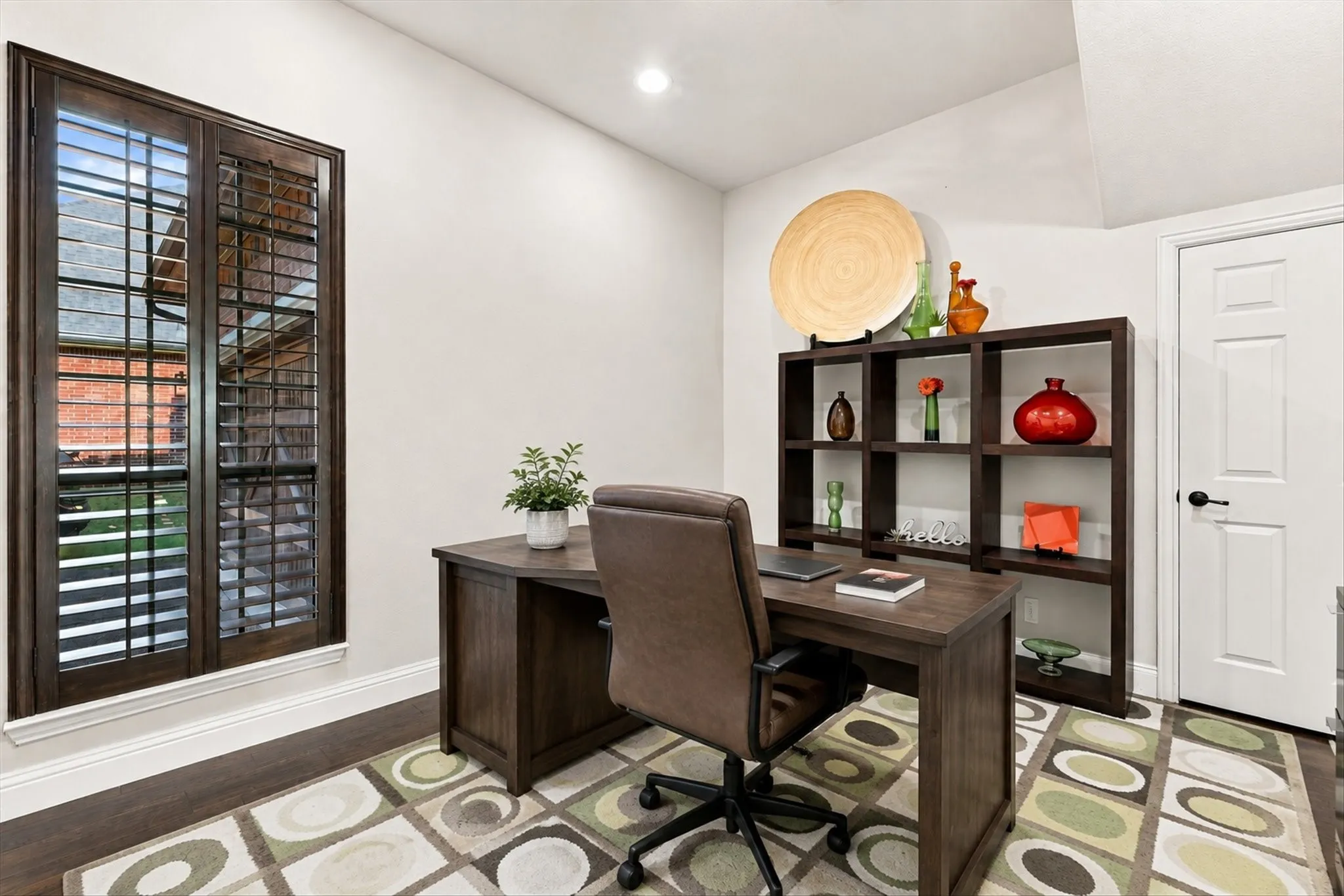 Single Family Residence For Sale in Tarrant County , 6840 Shalloway Drive, Grand Prairie, Texas 75054, 5 Bedroom, 5 Bathroom, 3 Garage spaces, 5,188 Sqft, built in 2006, mls#21373845, Real Estate Agent in Grand Prairie, Homes For Sale in Tarrant county, Homes For Sale in Grand Prairie, Realtor in Grand Prairie Texas, Real Estate Brokerage Independent Realty Texas, Luminita Cordes Realtor