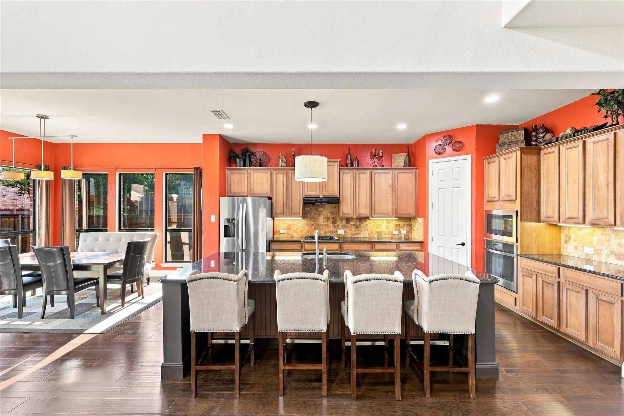 Single Family Residence For Sale in Tarrant County , 6840 Shalloway Drive, Grand Prairie, Texas 75054, 5 Bedroom, 5 Bathroom, 3 Garage spaces, 5,188 Sqft, built in 2006, mls#21373845, Real Estate Agent in Grand Prairie, Homes For Sale in Tarrant county, Homes For Sale in Grand Prairie, Realtor in Grand Prairie Texas, Real Estate Brokerage Independent Realty Texas, Luminita Cordes Realtor