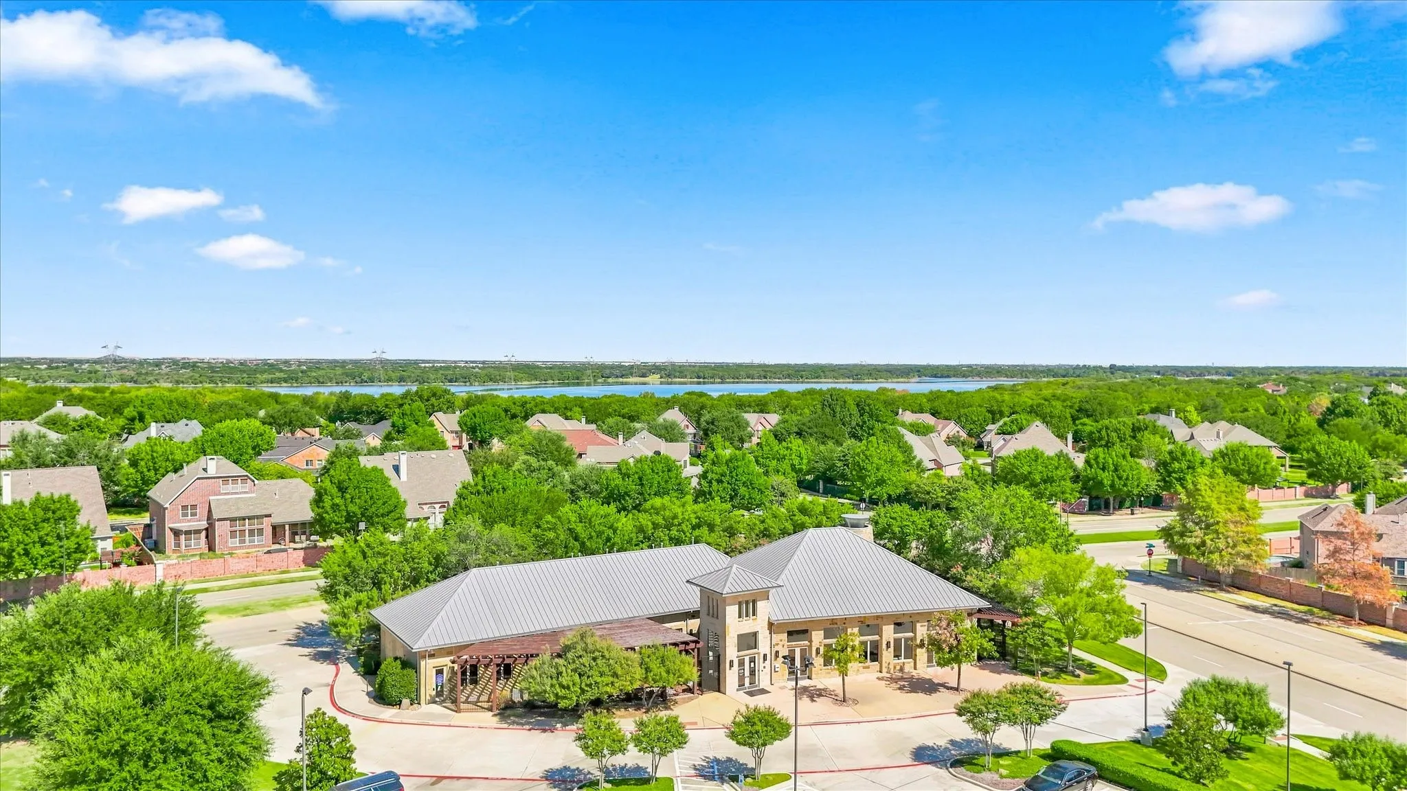 Single Family Residence For Sale in Tarrant County , 6840 Shalloway Drive, Grand Prairie, Texas 75054, 5 Bedroom, 5 Bathroom, 3 Garage spaces, 5,188 Sqft, built in 2006, mls#21373845, Real Estate Agent in Grand Prairie, Homes For Sale in Tarrant county, Homes For Sale in Grand Prairie, Realtor in Grand Prairie Texas, Real Estate Brokerage Independent Realty Texas, Luminita Cordes Realtor