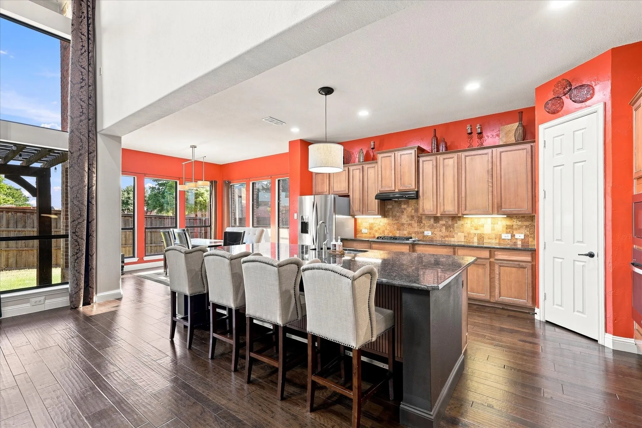Single Family Residence For Sale in Tarrant County , 6840 Shalloway Drive, Grand Prairie, Texas 75054, 5 Bedroom, 5 Bathroom, 3 Garage spaces, 5,188 Sqft, built in 2006, mls#21373845, Real Estate Agent in Grand Prairie, Homes For Sale in Tarrant county, Homes For Sale in Grand Prairie, Realtor in Grand Prairie Texas, Real Estate Brokerage Independent Realty Texas, Luminita Cordes Realtor
