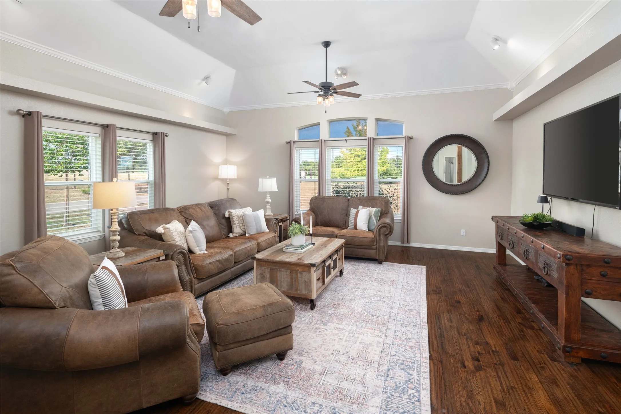 Single Family Residence For Sale in Collin County , 5813 Franklin Branch Road, Mc Kinney, Texas 75071, 3 Bedroom, 3 Bathroom, 2 Garage spaces, 2,996 Sqft, built in 1997, mls#21360879, Real Estate Agent in Mc Kinney, Homes For Sale in Collin county, Homes For Sale in Mc Kinney, Realtor in Mc Kinney Texas, Real Estate Brokerage Independent Realty Texas, Luminita Cordes Realtor