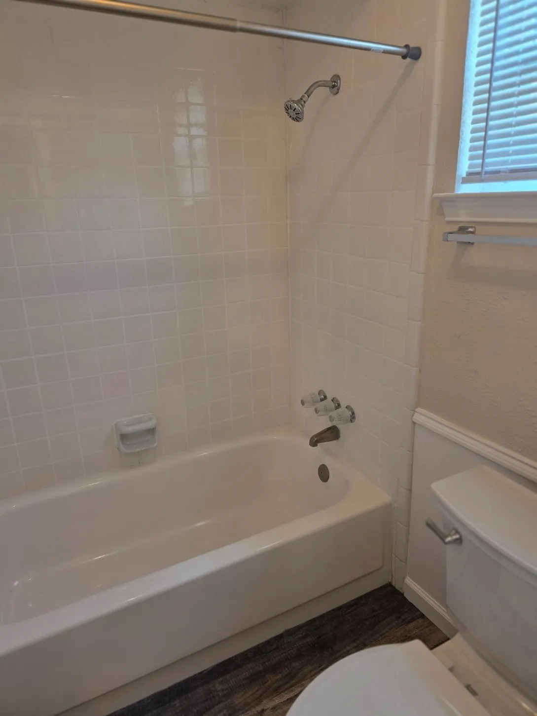 Duplex For Rent in Dallas County , 404 Tiffany Trail, Richardson, Texas 75081, 3 Bedroom, 2 Bathroom, 2 Garage spaces, 1,641 Sqft, built in 1975, mls#21376621, Real Estate Agent in Richardson, Homes For Rent in Dallas county, Homes For Rent in Richardson, Realtor in Richardson Texas, Real Estate Brokerage Independent Realty Texas, Luminita Cordes Realtor