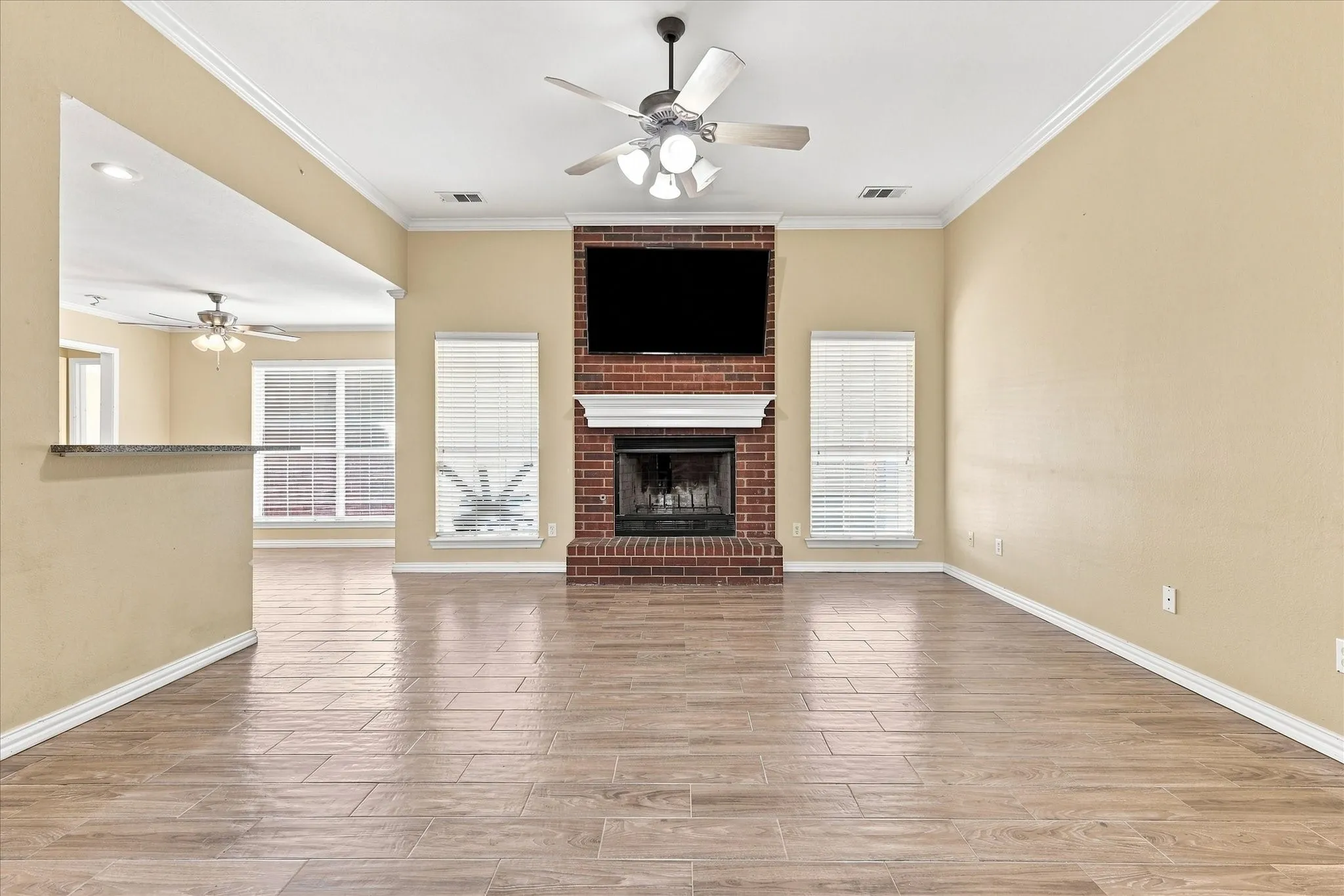 Single Family Residence For Sale in Kaufman County , 9934 Stonehearth Lane, Forney, Texas 75126, 3 Bedroom, 2 Bathroom, 4 Garage spaces, 1,759 Sqft, built in 2000, mls#21375443, Real Estate Agent in Forney, Homes For Sale in Kaufman county, Homes For Sale in Forney, Realtor in Forney Texas, Real Estate Brokerage Independent Realty Texas, Luminita Cordes Realtor