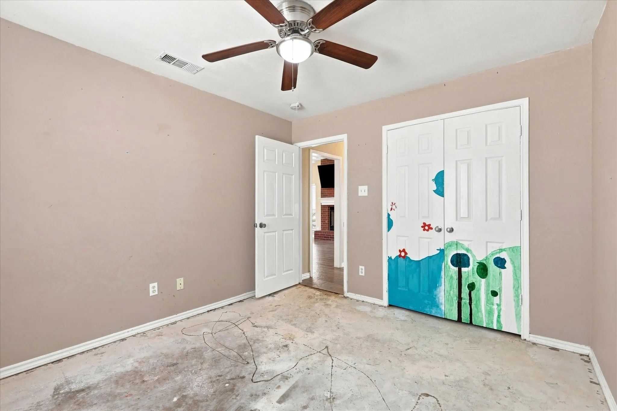 Single Family Residence For Sale in Kaufman County , 9934 Stonehearth Lane, Forney, Texas 75126, 3 Bedroom, 2 Bathroom, 4 Garage spaces, 1,759 Sqft, built in 2000, mls#21375443, Real Estate Agent in Forney, Homes For Sale in Kaufman county, Homes For Sale in Forney, Realtor in Forney Texas, Real Estate Brokerage Independent Realty Texas, Luminita Cordes Realtor