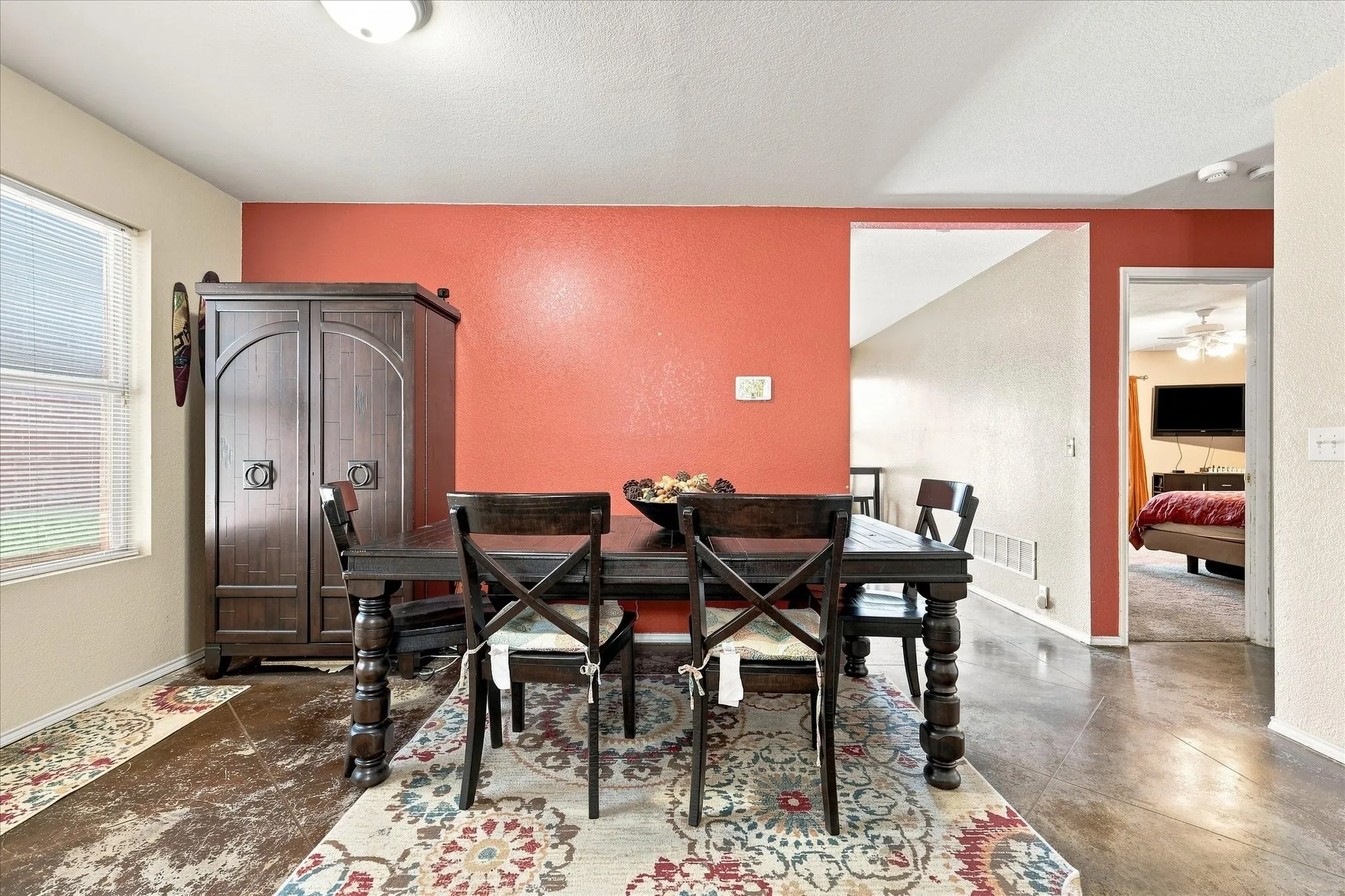 Single Family Residence For Sale in Denton County , 8816 Chisholm Trail, Cross Roads, Texas 76227, 4 Bedroom, 3 Bathroom, 2 Garage spaces, 2,353 Sqft, built in 2003, mls#21373791, Real Estate Agent in Cross Roads, Homes For Sale in Denton county, Homes For Sale in Cross Roads, Realtor in Cross Roads Texas, Real Estate Brokerage Independent Realty Texas, Luminita Cordes Realtor