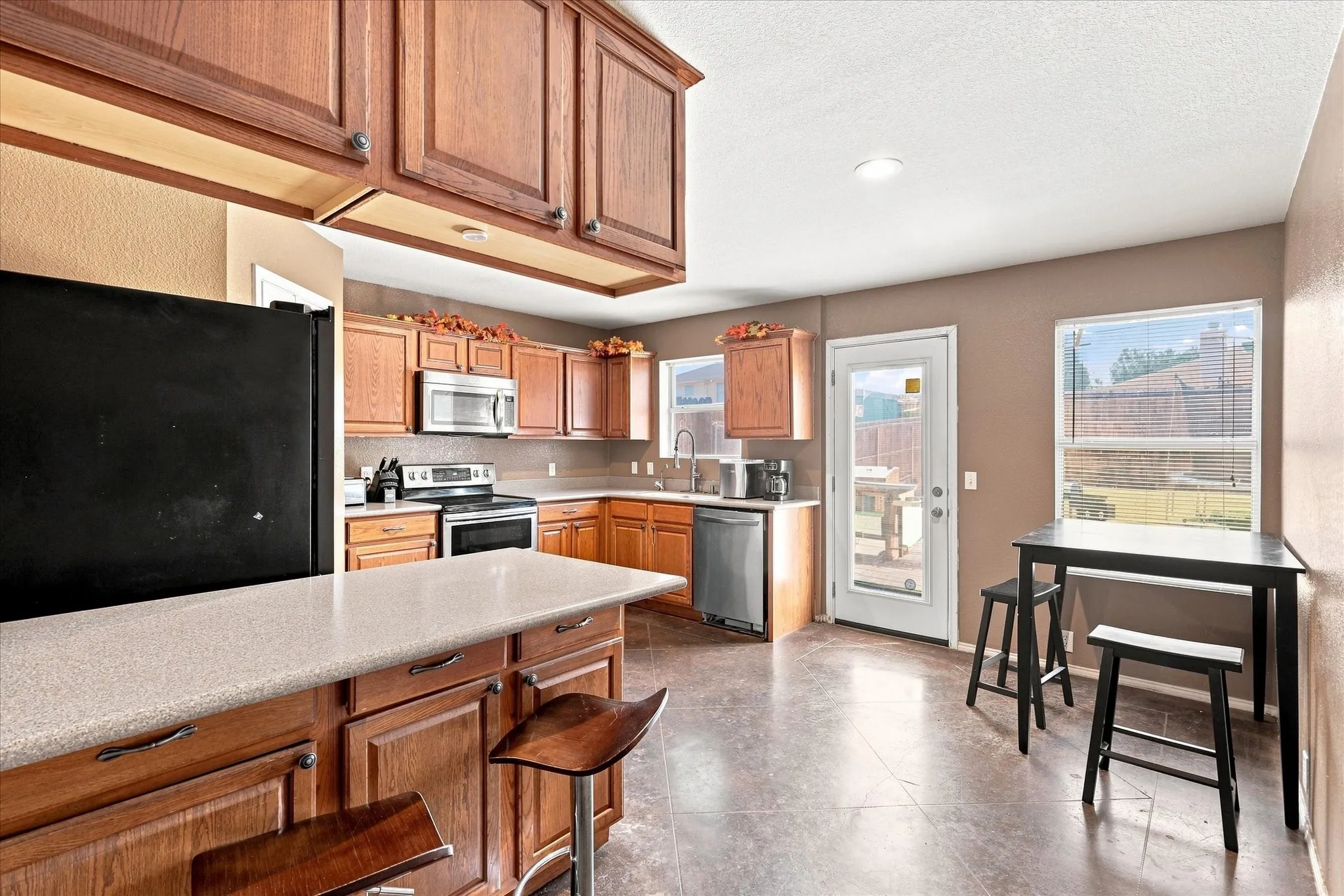 Single Family Residence For Sale in Denton County , 8816 Chisholm Trail, Cross Roads, Texas 76227, 4 Bedroom, 3 Bathroom, 2 Garage spaces, 2,353 Sqft, built in 2003, mls#21373791, Real Estate Agent in Cross Roads, Homes For Sale in Denton county, Homes For Sale in Cross Roads, Realtor in Cross Roads Texas, Real Estate Brokerage Independent Realty Texas, Luminita Cordes Realtor
