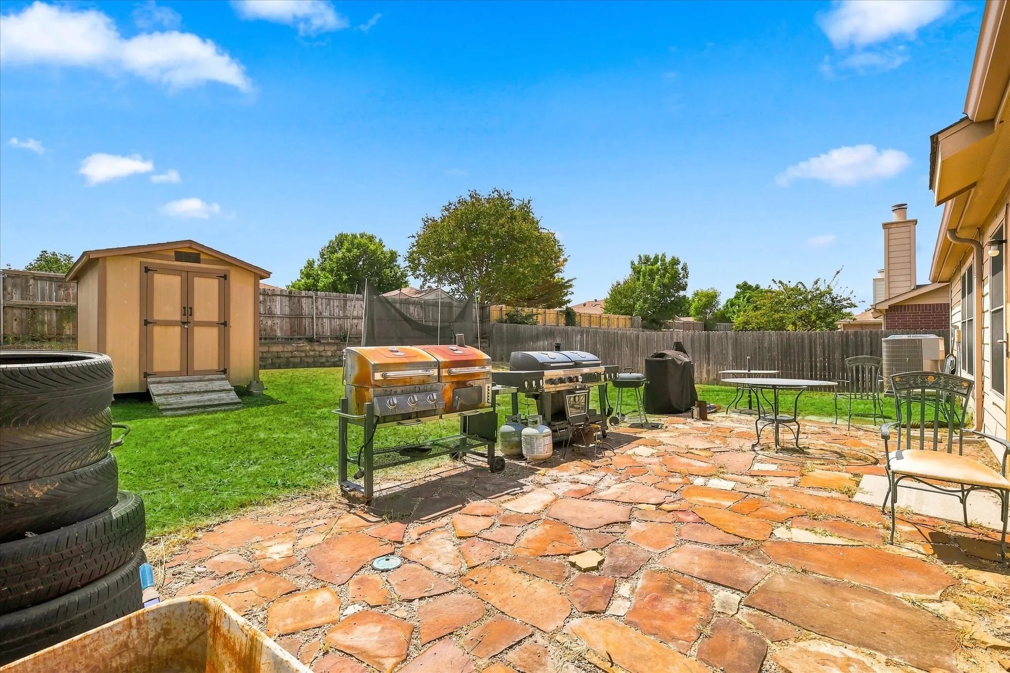 Single Family Residence For Sale in Denton County , 8816 Chisholm Trail, Cross Roads, Texas 76227, 4 Bedroom, 3 Bathroom, 2 Garage spaces, 2,353 Sqft, built in 2003, mls#21373791, Real Estate Agent in Cross Roads, Homes For Sale in Denton county, Homes For Sale in Cross Roads, Realtor in Cross Roads Texas, Real Estate Brokerage Independent Realty Texas, Luminita Cordes Realtor