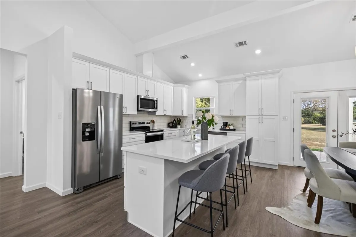Single Family Residence For Sale in Henderson County , 140 Bedfords Bend, Gun Barrel City, Texas 75156, 3 Bedroom, 2 Bathroom, 2 Garage spaces, 1,600 Sqft, built in 2026, mls#21376700, Real Estate Agent in Gun Barrel City, Homes For Sale in Henderson county, Homes For Sale in Gun Barrel City, Realtor in Gun Barrel City Texas, Real Estate Brokerage Independent Realty Texas, Luminita Cordes Realtor