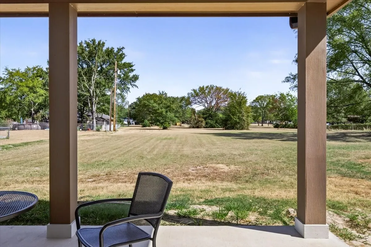 Single Family Residence For Sale in Henderson County , 140 Bedfords Bend, Gun Barrel City, Texas 75156, 3 Bedroom, 2 Bathroom, 2 Garage spaces, 1,600 Sqft, built in 2026, mls#21376700, Real Estate Agent in Gun Barrel City, Homes For Sale in Henderson county, Homes For Sale in Gun Barrel City, Realtor in Gun Barrel City Texas, Real Estate Brokerage Independent Realty Texas, Luminita Cordes Realtor