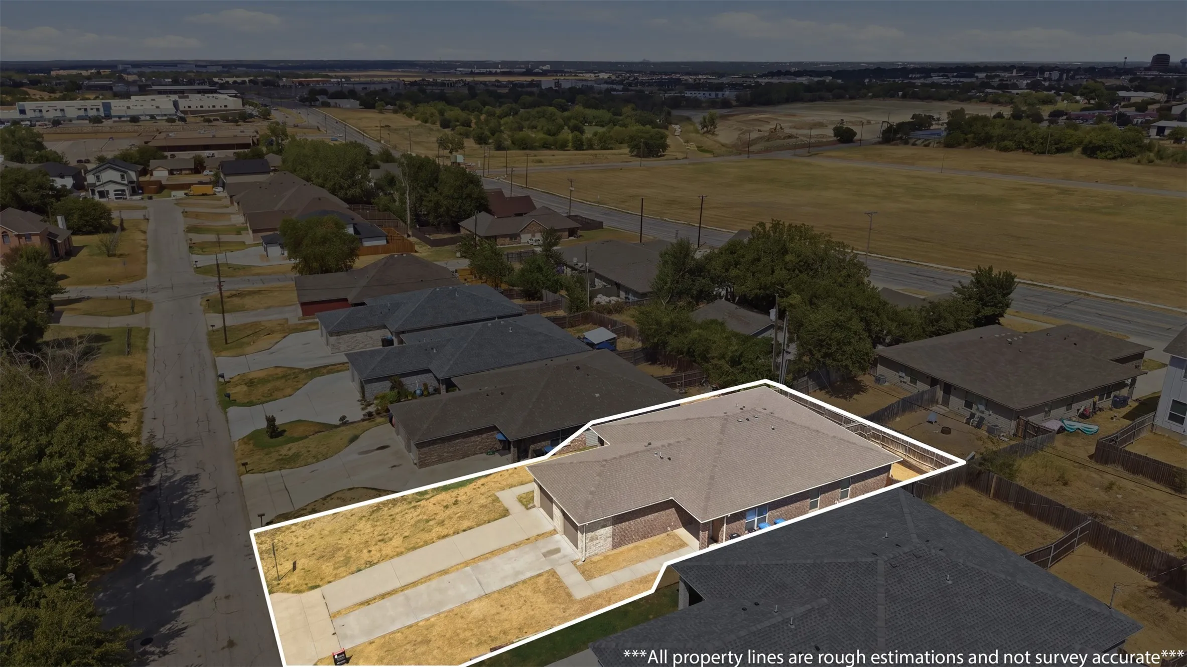 Duplex For Rent in Tarrant County , 3217 Karen Street 3219, Fort Worth, Texas 76116, 3 Bedroom, 2 Bathroom, 1 Garage spaces, 1,089 Sqft, built in 2015, mls#21376657, Real Estate Agent in Fort Worth, Homes For Rent in Tarrant county, Homes For Rent in Fort Worth, Realtor in Fort Worth Texas, Real Estate Brokerage Independent Realty Texas, Luminita Cordes Realtor