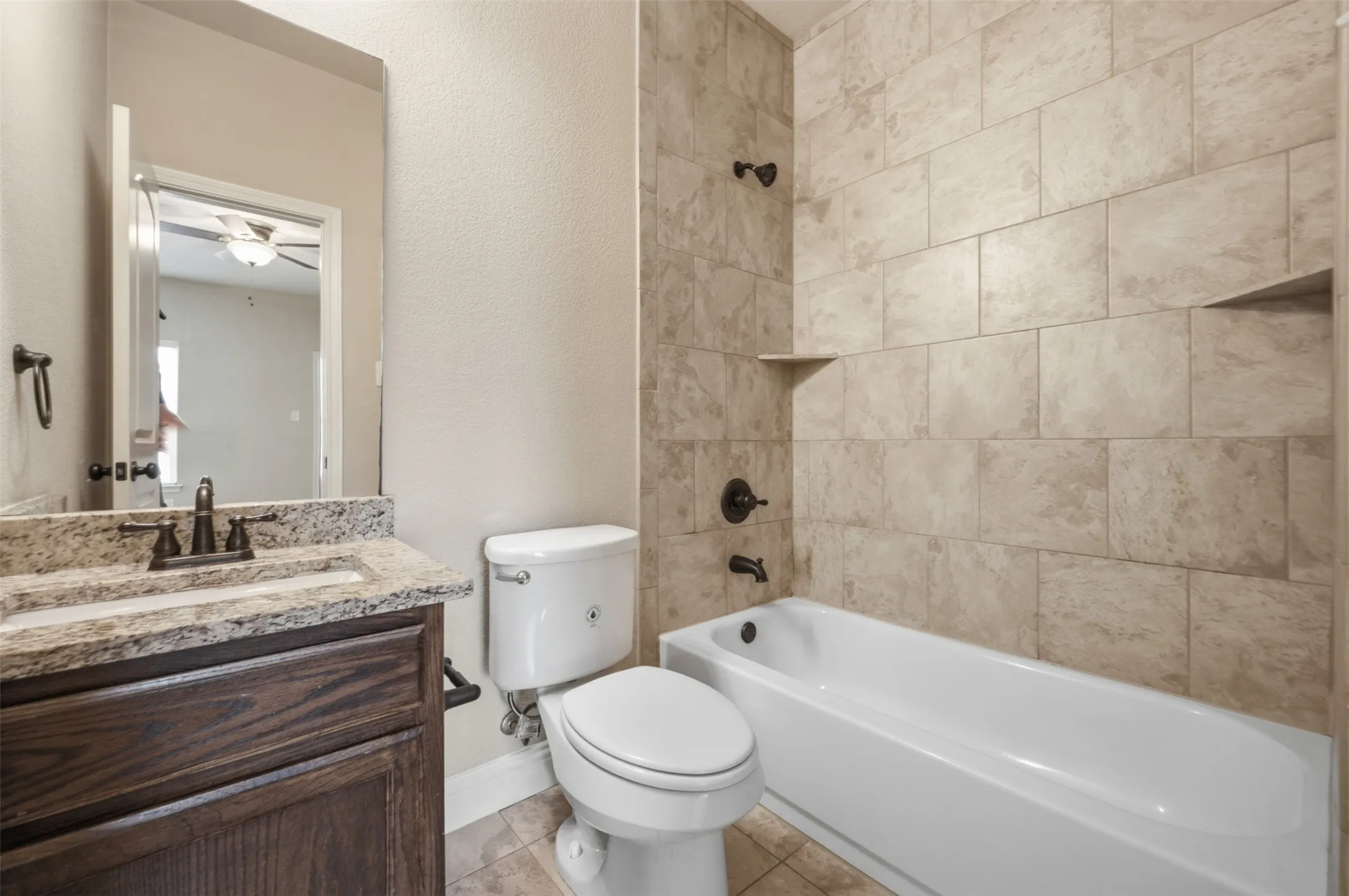 Duplex For Rent in Tarrant County , 3217 Karen Street 3219, Fort Worth, Texas 76116, 3 Bedroom, 2 Bathroom, 1 Garage spaces, 1,089 Sqft, built in 2015, mls#21376657, Real Estate Agent in Fort Worth, Homes For Rent in Tarrant county, Homes For Rent in Fort Worth, Realtor in Fort Worth Texas, Real Estate Brokerage Independent Realty Texas, Luminita Cordes Realtor