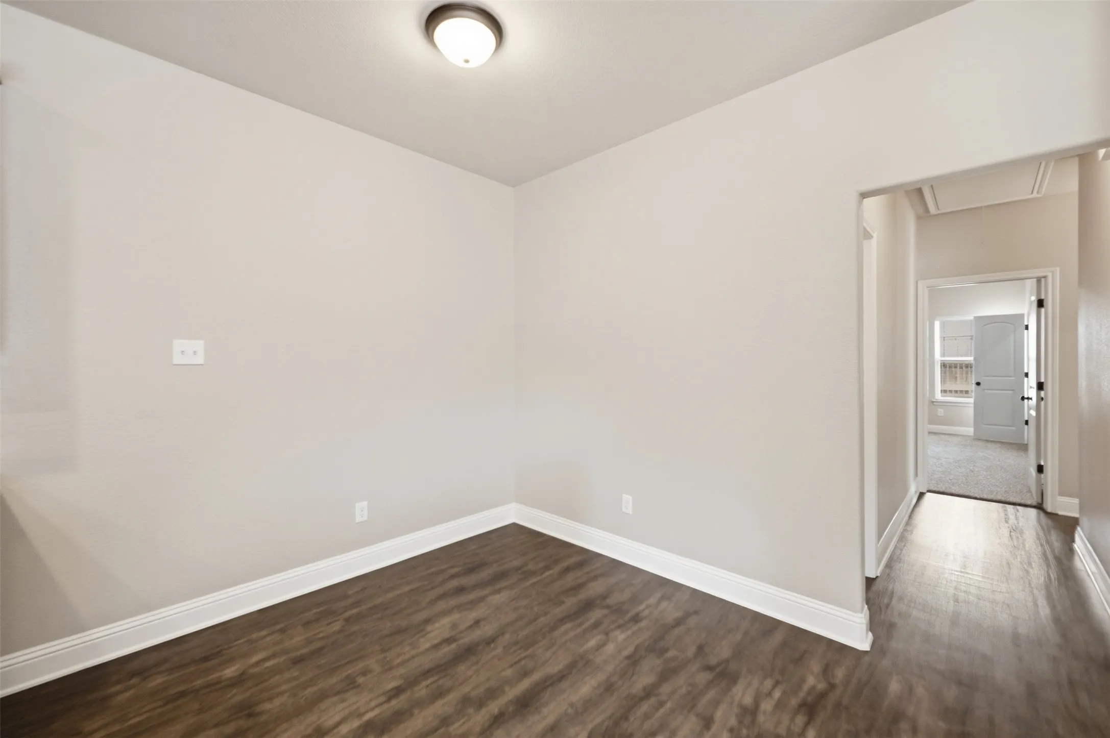 Duplex For Rent in Tarrant County , 3217 Karen Street 3219, Fort Worth, Texas 76116, 3 Bedroom, 2 Bathroom, 1 Garage spaces, 1,089 Sqft, built in 2015, mls#21376657, Real Estate Agent in Fort Worth, Homes For Rent in Tarrant county, Homes For Rent in Fort Worth, Realtor in Fort Worth Texas, Real Estate Brokerage Independent Realty Texas, Luminita Cordes Realtor