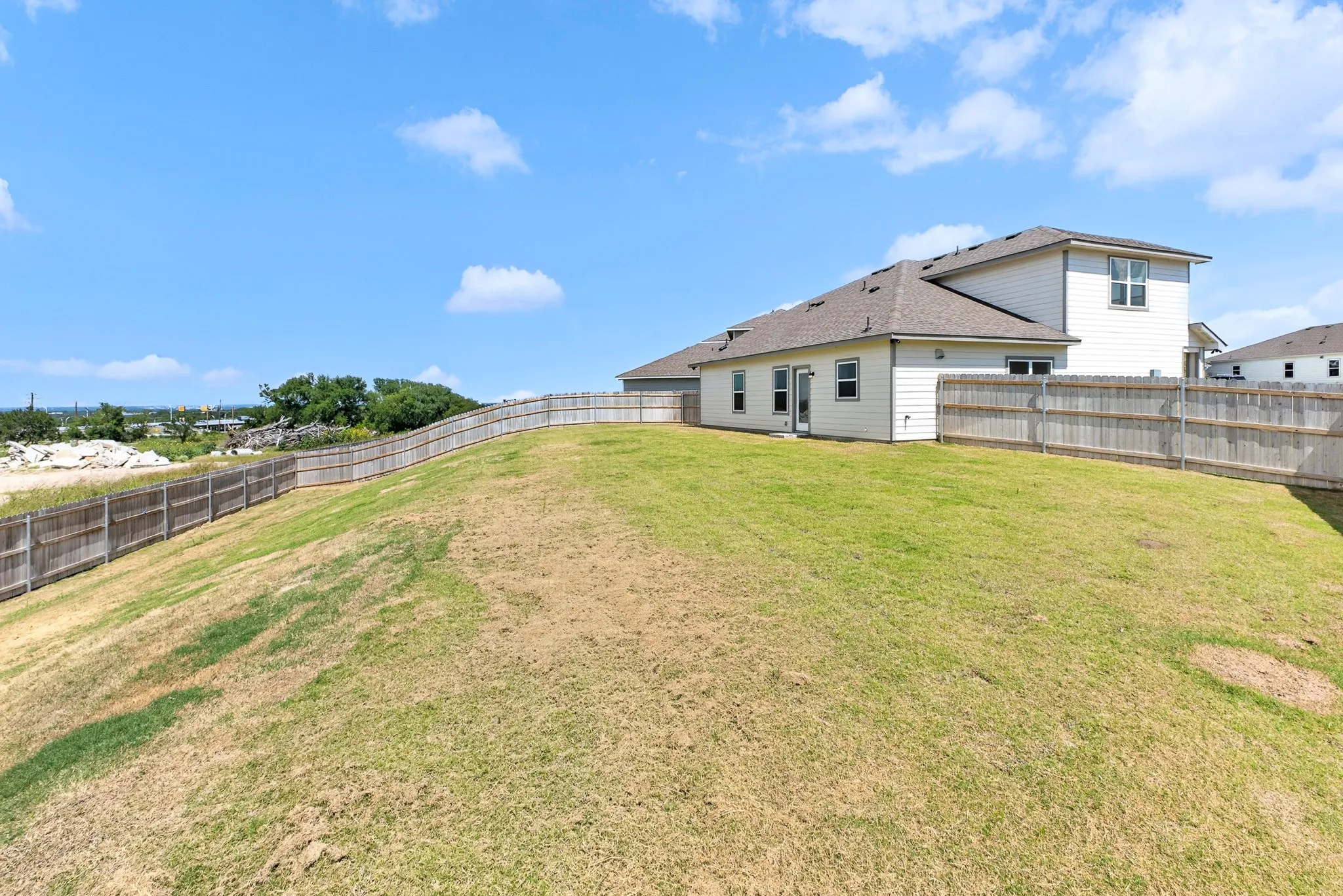Single Family Residence For Sale in Bell County , 1102 Sky Summit Court, Belton, Texas 76513, 3 Bedroom, 3 Bathroom, 2 Garage spaces, 1,970 Sqft, built in 2025, mls#21376714, Real Estate Agent in Belton, Homes For Sale in Bell county, Homes For Sale in Belton, Realtor in Belton Texas, Real Estate Brokerage Independent Realty Texas, Luminita Cordes Realtor