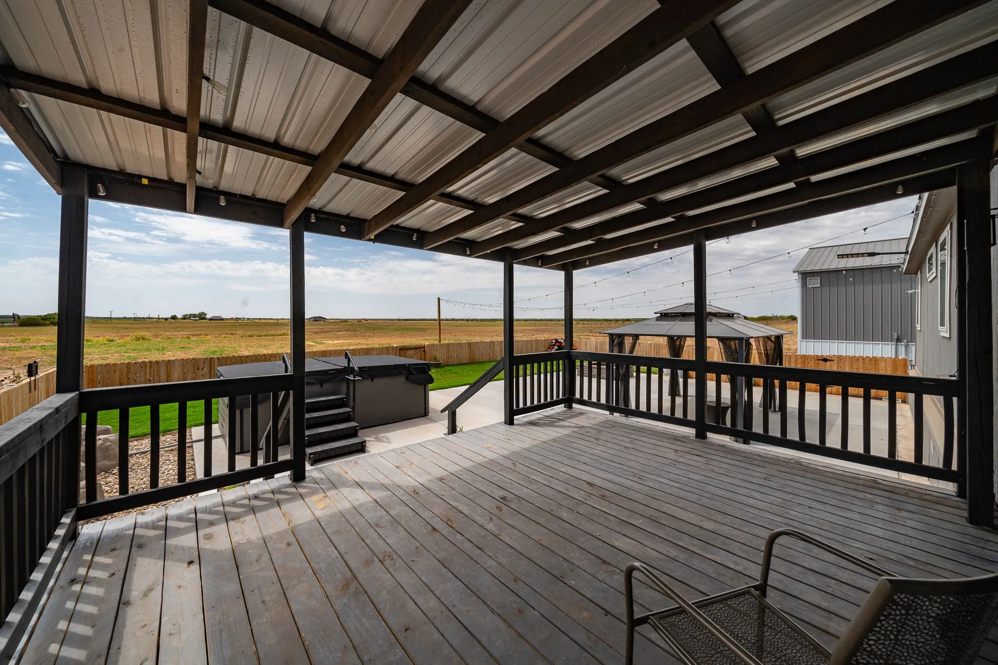 Manufactured Home For Sale in Jones County , 7677 County Road 463, Anson, Texas 79501, 4 Bedroom, 3 Bathroom, 2 Garage spaces, 2,304 Sqft, built in 2025, mls#21375801, Real Estate Agent in Anson, Homes For Sale in Jones county, Homes For Sale in Anson, Realtor in Anson Texas, Real Estate Brokerage Independent Realty Texas, Luminita Cordes Realtor