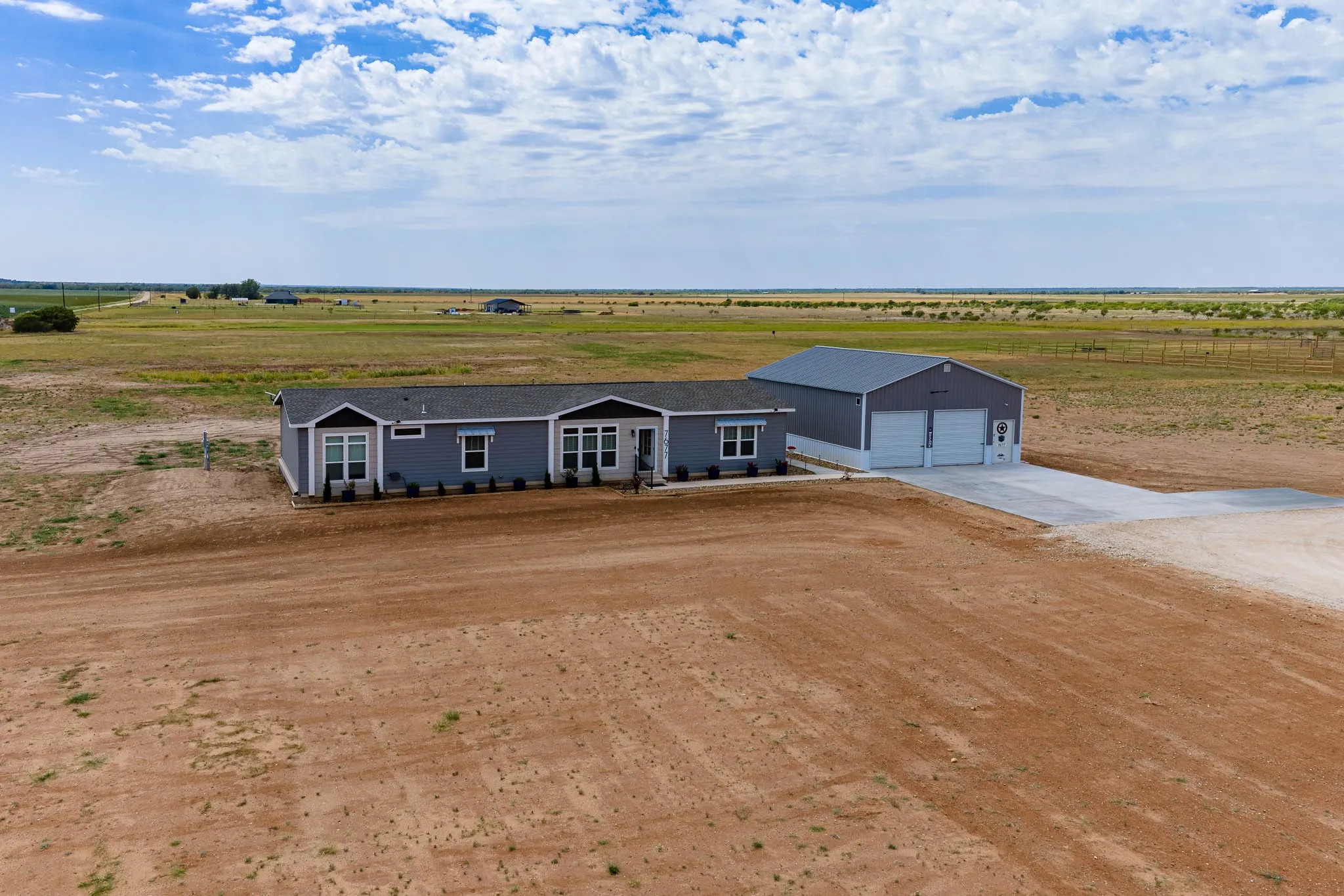 Manufactured Home For Sale in Jones County , 7677 County Road 463, Anson, Texas 79501, 4 Bedroom, 3 Bathroom, 2 Garage spaces, 2,304 Sqft, built in 2025, mls#21375801, Real Estate Agent in Anson, Homes For Sale in Jones county, Homes For Sale in Anson, Realtor in Anson Texas, Real Estate Brokerage Independent Realty Texas, Luminita Cordes Realtor