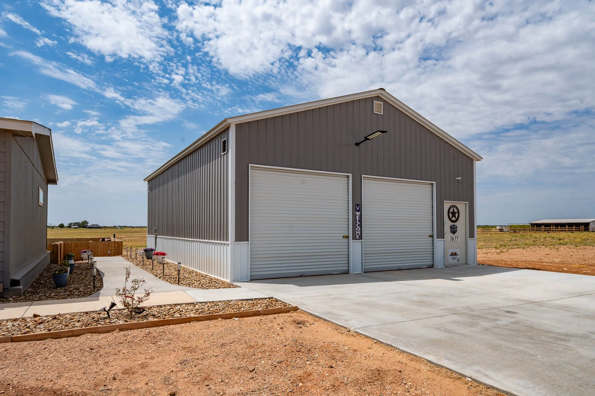 Manufactured Home For Sale in Jones County , 7677 County Road 463, Anson, Texas 79501, 4 Bedroom, 3 Bathroom, 2 Garage spaces, 2,304 Sqft, built in 2025, mls#21375801, Real Estate Agent in Anson, Homes For Sale in Jones county, Homes For Sale in Anson, Realtor in Anson Texas, Real Estate Brokerage Independent Realty Texas, Luminita Cordes Realtor