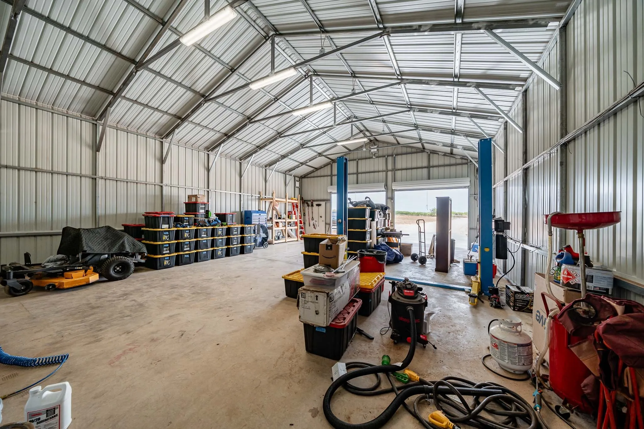 Manufactured Home For Sale in Jones County , 7677 County Road 463, Anson, Texas 79501, 4 Bedroom, 3 Bathroom, 2 Garage spaces, 2,304 Sqft, built in 2025, mls#21375801, Real Estate Agent in Anson, Homes For Sale in Jones county, Homes For Sale in Anson, Realtor in Anson Texas, Real Estate Brokerage Independent Realty Texas, Luminita Cordes Realtor
