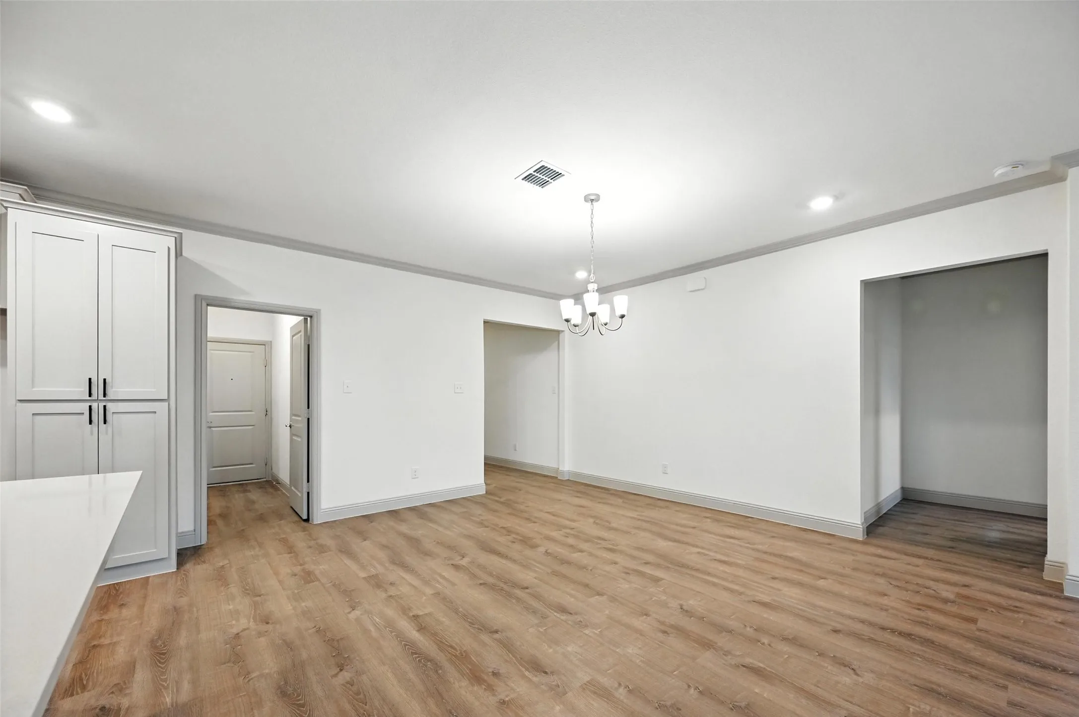 Single Family Residence For Rent in Collin County , 235 Community Drive, Lavon, Texas 75166, 4 Bedroom, 3 Bathroom, 2 Garage spaces, 2,800 Sqft, built in 2023, mls#21376627, Real Estate Agent in Lavon, Homes For Rent in Collin county, Homes For Rent in Lavon, Realtor in Lavon Texas, Real Estate Brokerage Independent Realty Texas, Luminita Cordes Realtor