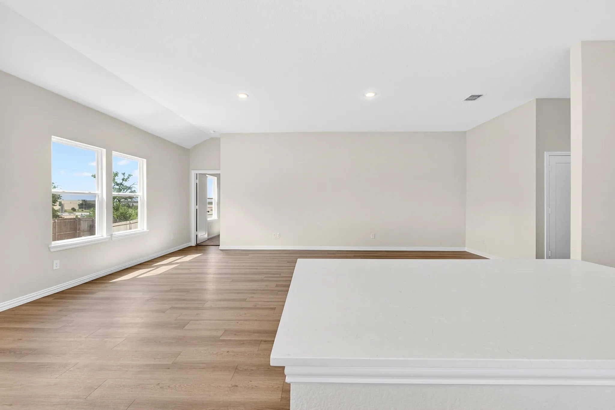 Single Family Residence For Sale in Bell County , 1106 Sky Summit Court, Belton, Texas 76513, 4 Bedroom, 2 Bathroom, 2 Garage spaces, 1,763 Sqft, built in 2025, mls#21376658, Real Estate Agent in Belton, Homes For Sale in Bell county, Homes For Sale in Belton, Realtor in Belton Texas, Real Estate Brokerage Independent Realty Texas, Luminita Cordes Realtor