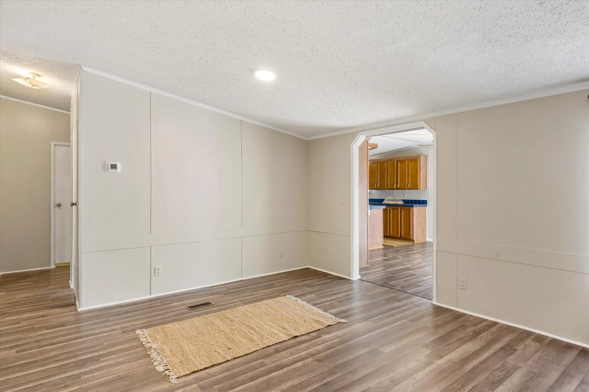Dining are in open floor plan