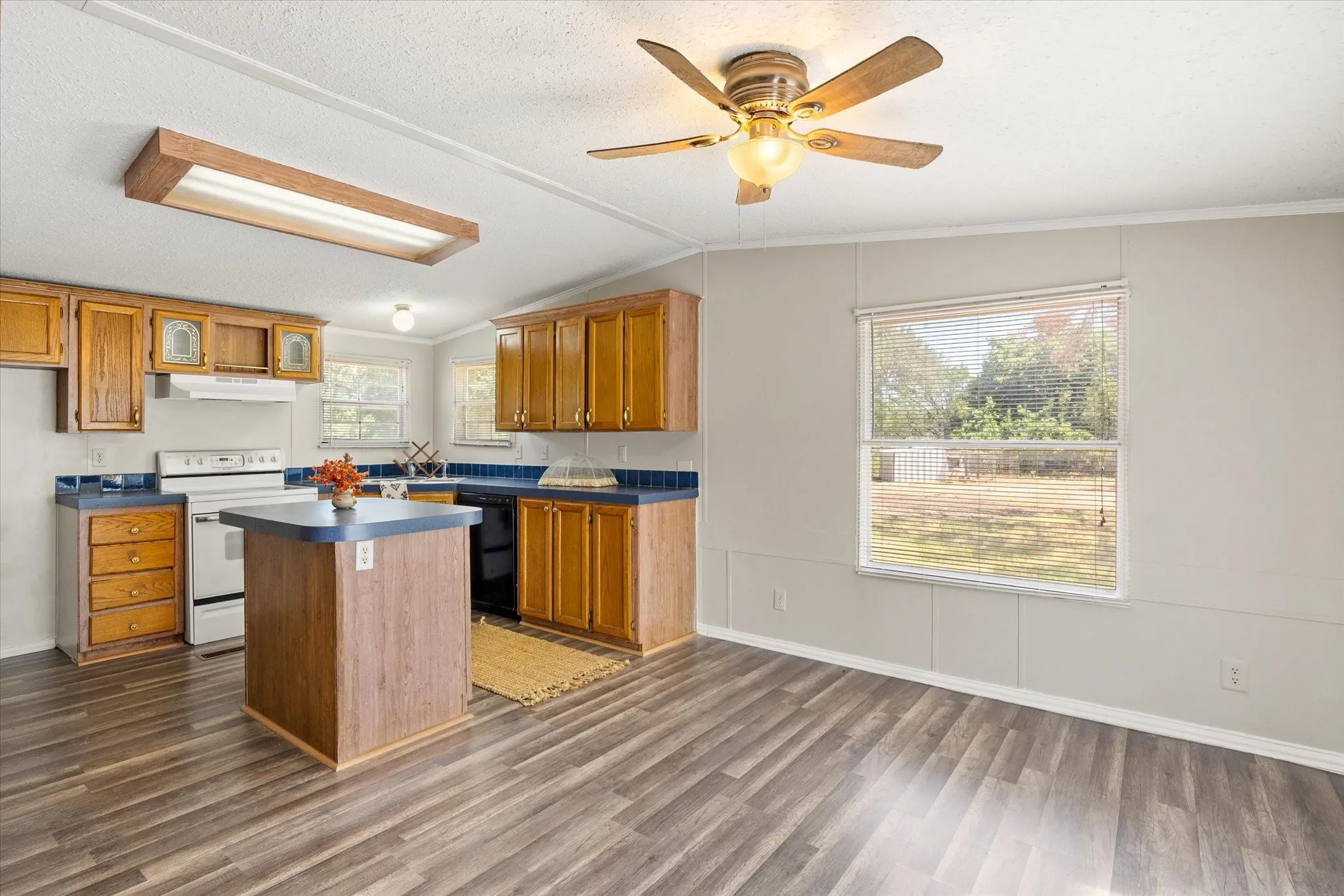 Breakfast nook area for a table on this side of kitchen
