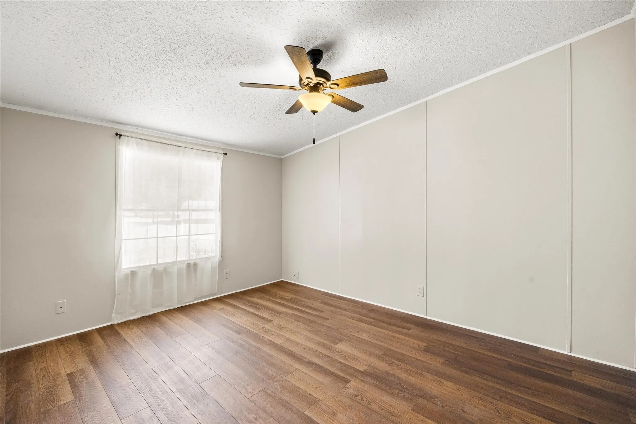 Single Family Residence For Sale in Hood County , 1709 Powell Cemetery Road, Tolar, Texas 76476, 4 Bedroom, 2 Bathroom, 2 Garage spaces, 2,184 Sqft, built in 1997, mls#21376732, Real Estate Agent in Tolar, Homes For Sale in Hood county, Homes For Sale in Tolar, Realtor in Tolar Texas, Real Estate Brokerage Independent Realty Texas, Luminita Cordes Realtor