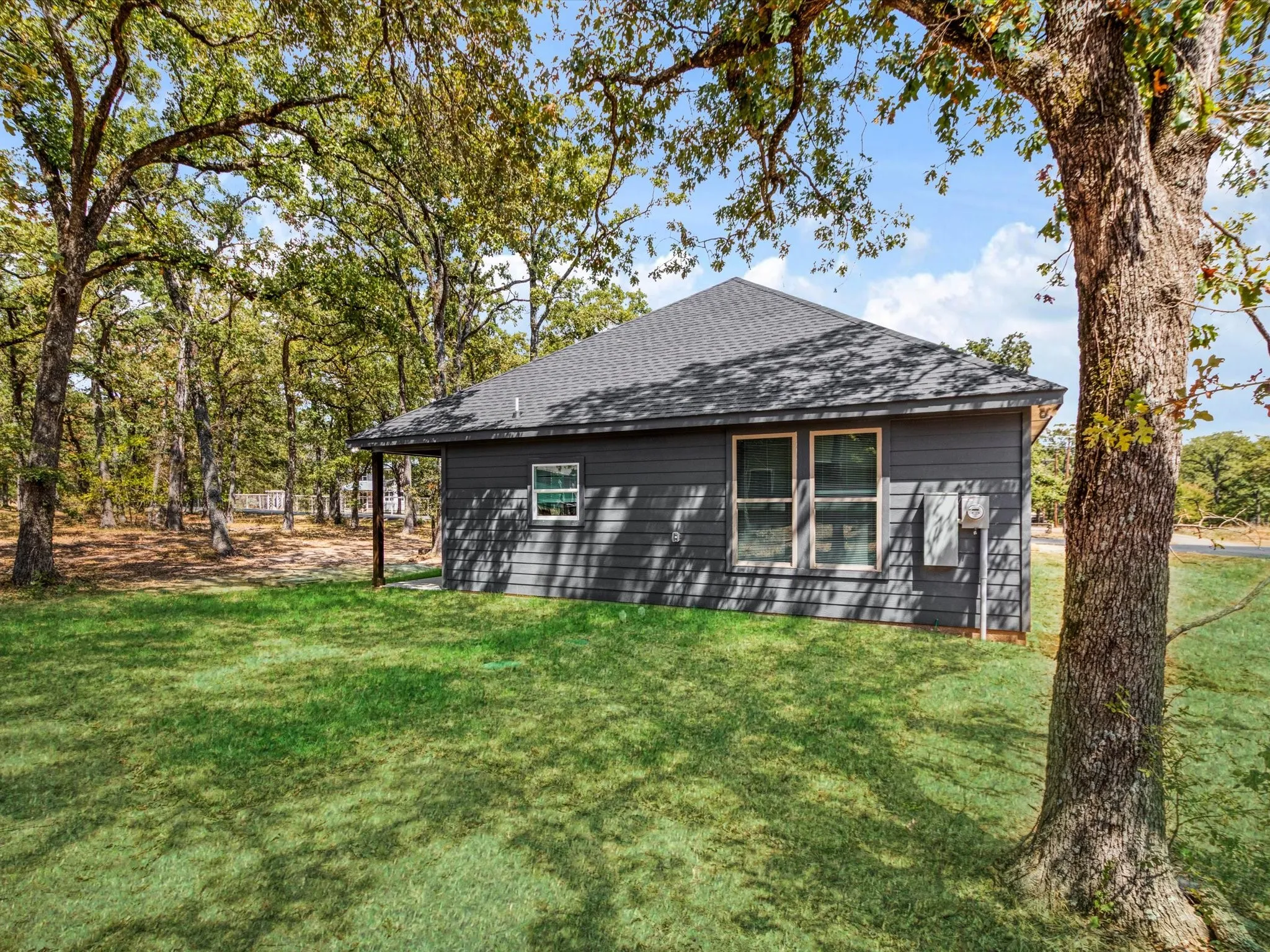 Single Family Residence For Sale in Henderson County , 4705 Point La Vista, Malakoff, Texas 75148, 3 Bedroom, 2 Bathroom, 1 Garage spaces, 1,530 Sqft, built in 2026, mls#21376733, Real Estate Agent in Malakoff, Homes For Sale in Henderson county, Homes For Sale in Malakoff, Realtor in Malakoff Texas, Real Estate Brokerage Independent Realty Texas, Luminita Cordes Realtor