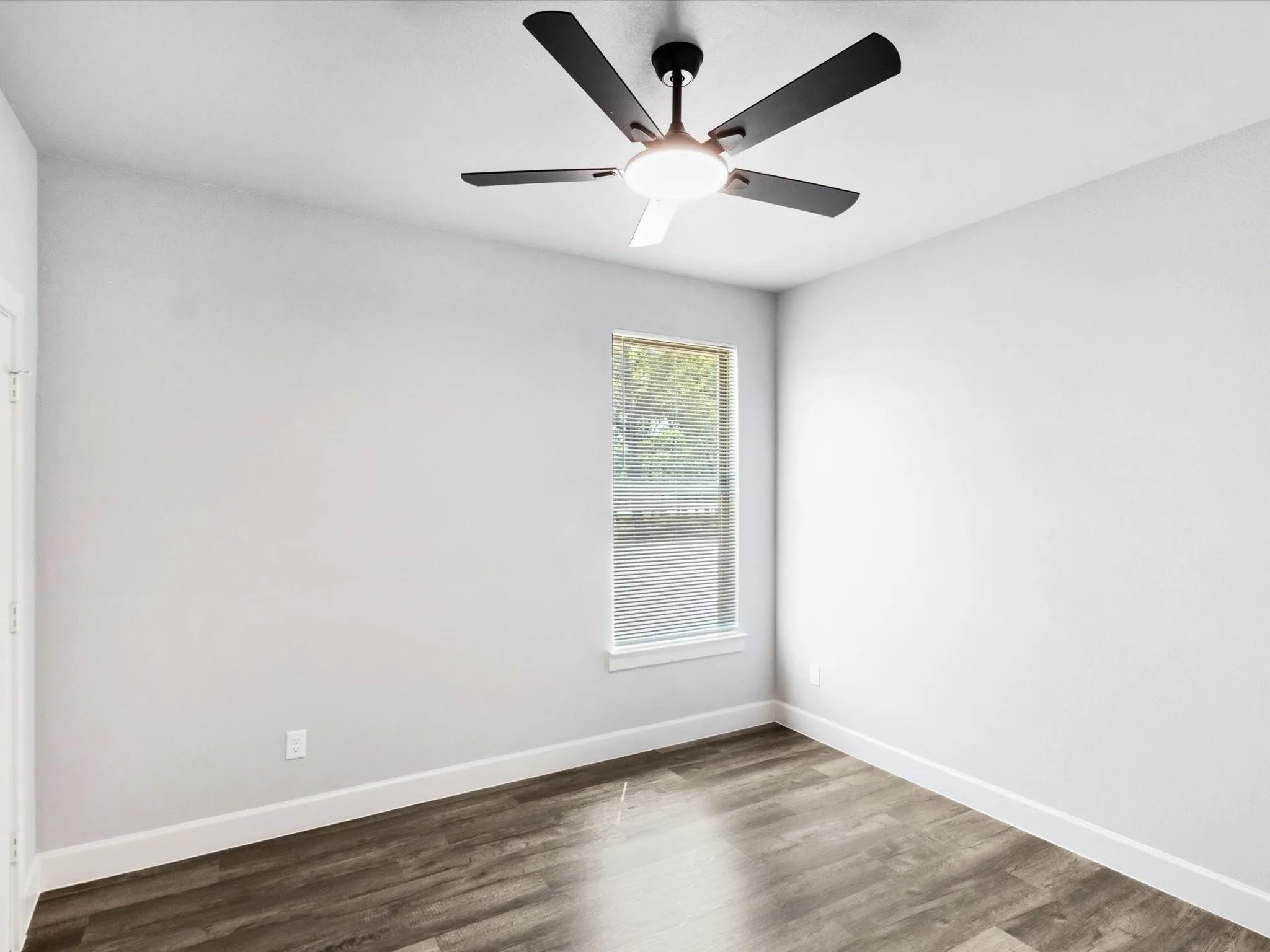 Single Family Residence For Sale in Henderson County , 4705 Point La Vista, Malakoff, Texas 75148, 3 Bedroom, 2 Bathroom, 1 Garage spaces, 1,530 Sqft, built in 2026, mls#21376733, Real Estate Agent in Malakoff, Homes For Sale in Henderson county, Homes For Sale in Malakoff, Realtor in Malakoff Texas, Real Estate Brokerage Independent Realty Texas, Luminita Cordes Realtor