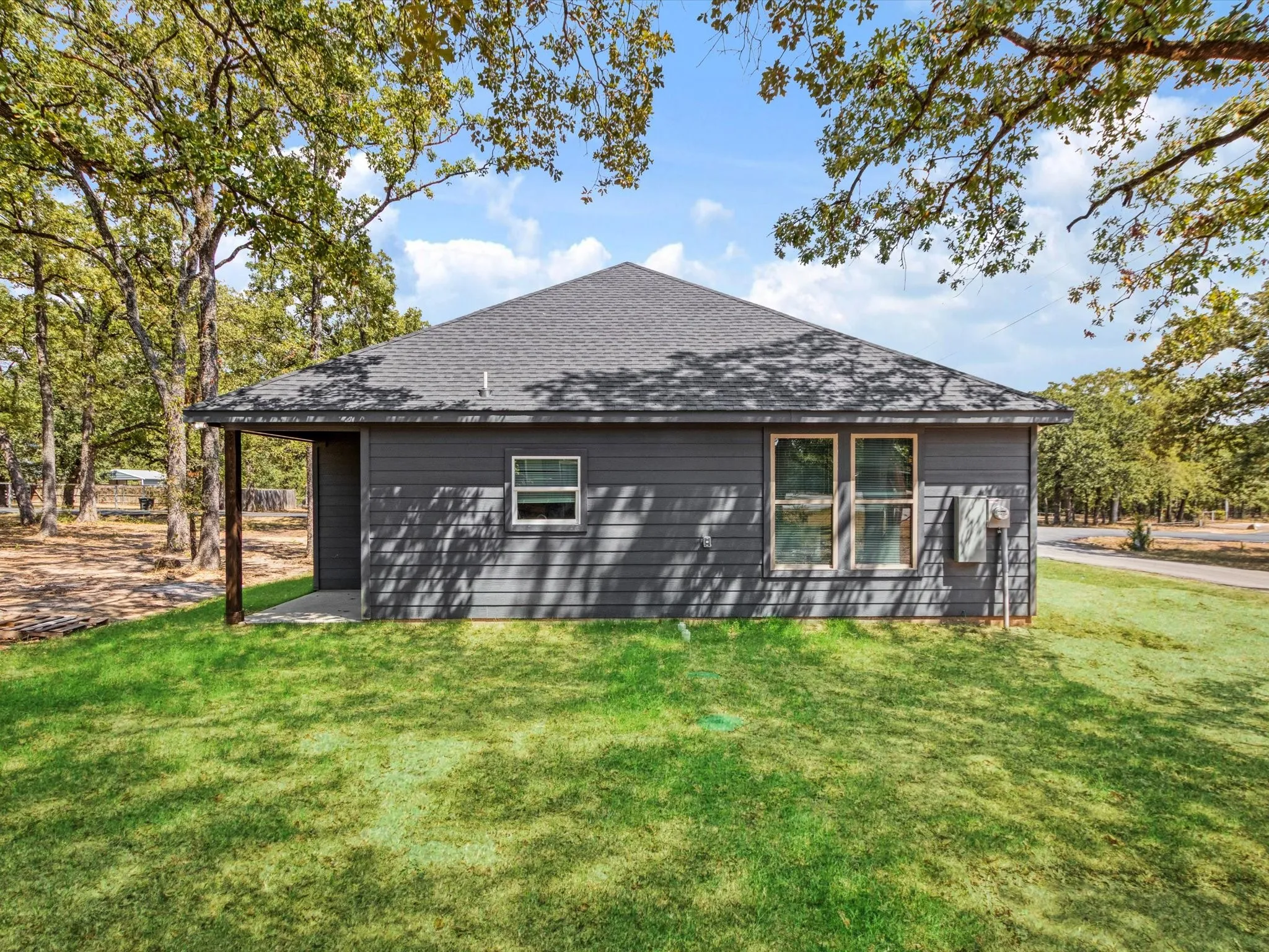 Single Family Residence For Sale in Henderson County , 4705 Point La Vista, Malakoff, Texas 75148, 3 Bedroom, 2 Bathroom, 1 Garage spaces, 1,530 Sqft, built in 2026, mls#21376733, Real Estate Agent in Malakoff, Homes For Sale in Henderson county, Homes For Sale in Malakoff, Realtor in Malakoff Texas, Real Estate Brokerage Independent Realty Texas, Luminita Cordes Realtor