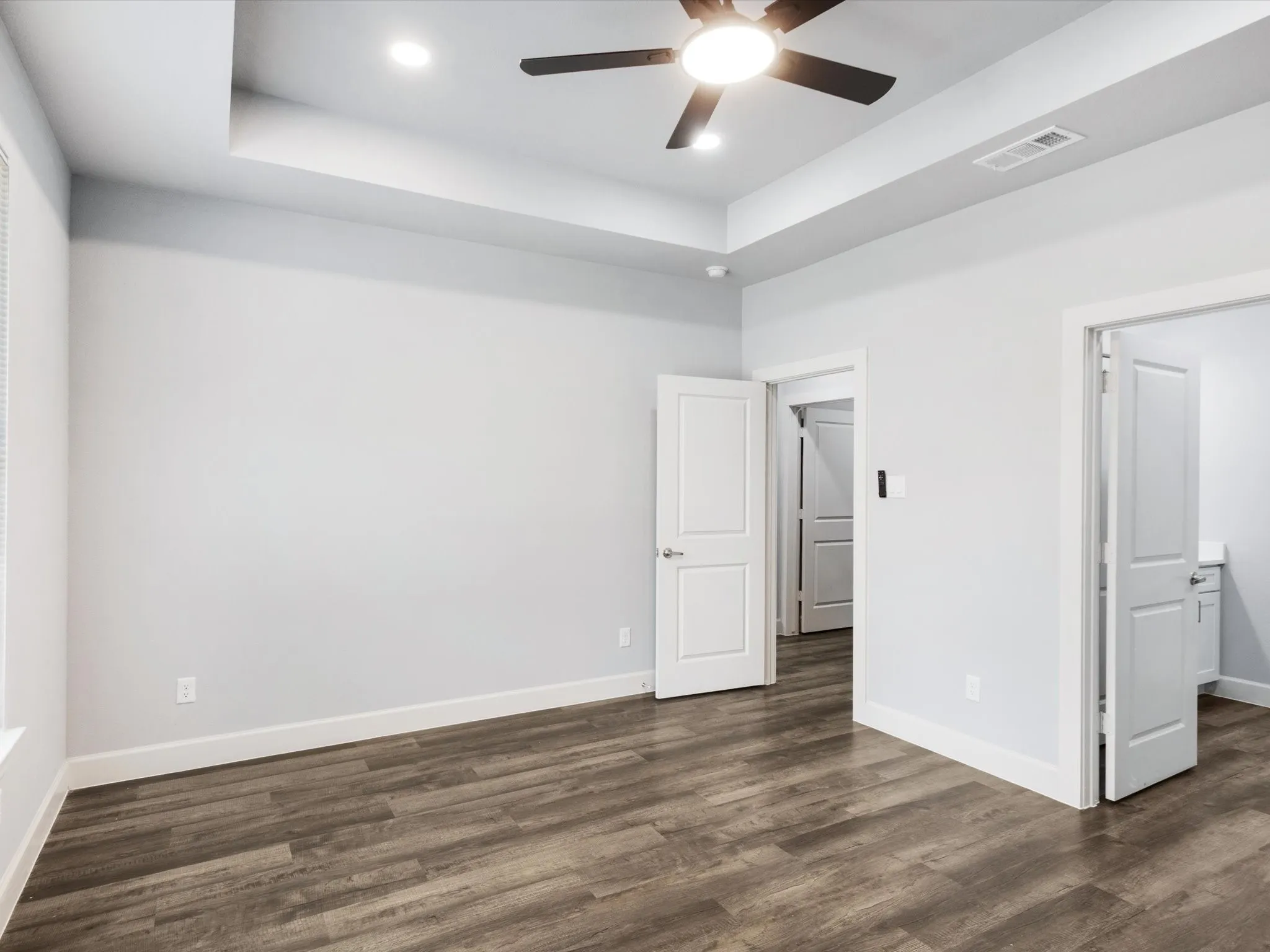 Single Family Residence For Sale in Henderson County , 4705 Point La Vista, Malakoff, Texas 75148, 3 Bedroom, 2 Bathroom, 1 Garage spaces, 1,530 Sqft, built in 2026, mls#21376733, Real Estate Agent in Malakoff, Homes For Sale in Henderson county, Homes For Sale in Malakoff, Realtor in Malakoff Texas, Real Estate Brokerage Independent Realty Texas, Luminita Cordes Realtor