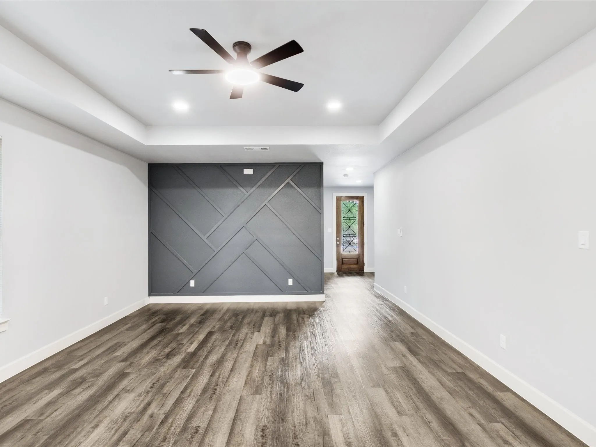 Single Family Residence For Sale in Henderson County , 4705 Point La Vista, Malakoff, Texas 75148, 3 Bedroom, 2 Bathroom, 1 Garage spaces, 1,530 Sqft, built in 2026, mls#21376733, Real Estate Agent in Malakoff, Homes For Sale in Henderson county, Homes For Sale in Malakoff, Realtor in Malakoff Texas, Real Estate Brokerage Independent Realty Texas, Luminita Cordes Realtor