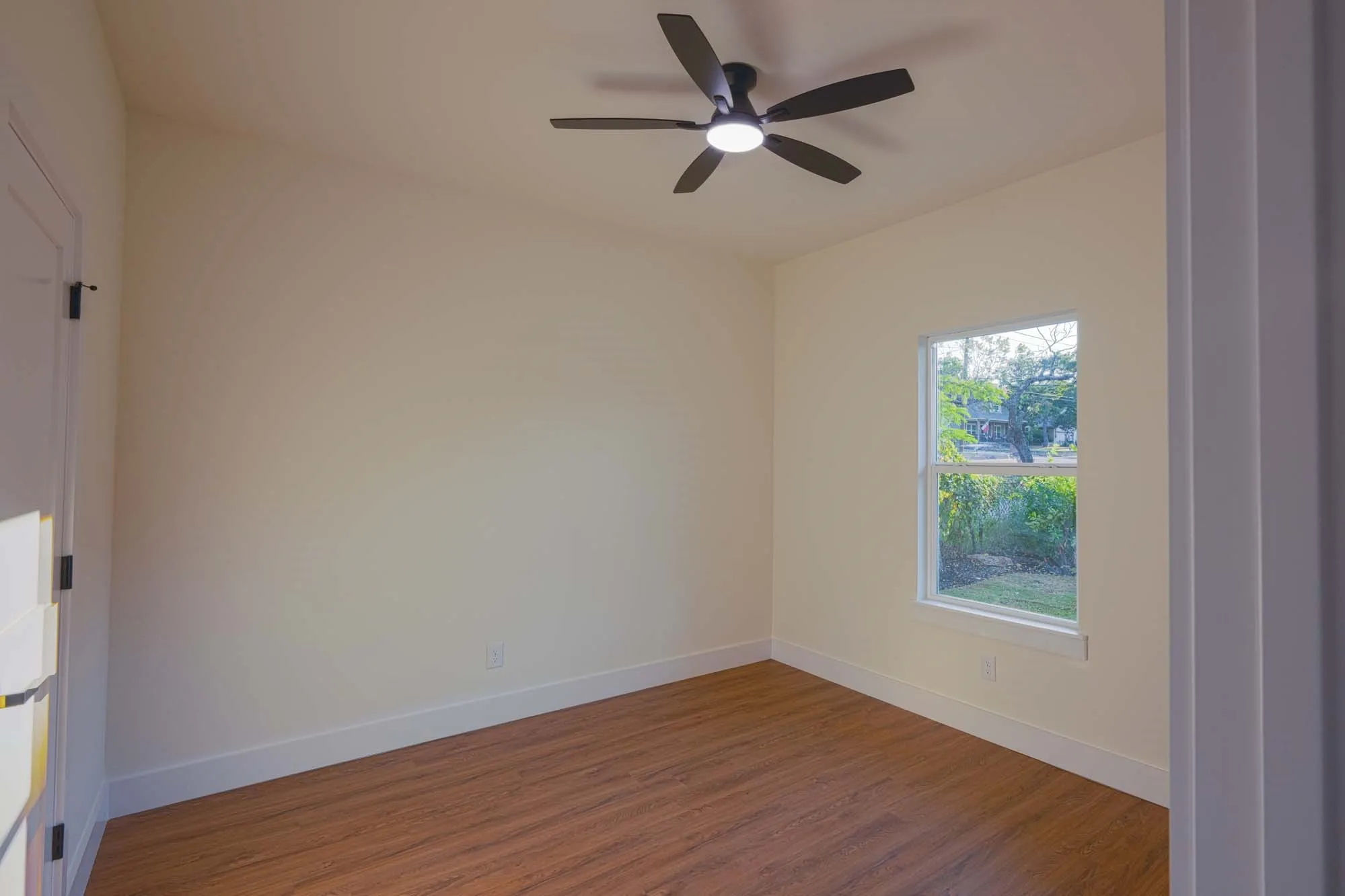 Single Family Residence For Sale in Parker County , 321 S Rusk, Weatherford, Texas 76086, 3 Bedroom, 2 Bathroom, 2 Garage spaces, 1,408 Sqft, built in 2026, mls#21375360, Real Estate Agent in Weatherford, Homes For Sale in Parker county, Homes For Sale in Weatherford, Realtor in Weatherford Texas, Real Estate Brokerage Independent Realty Texas, Luminita Cordes Realtor