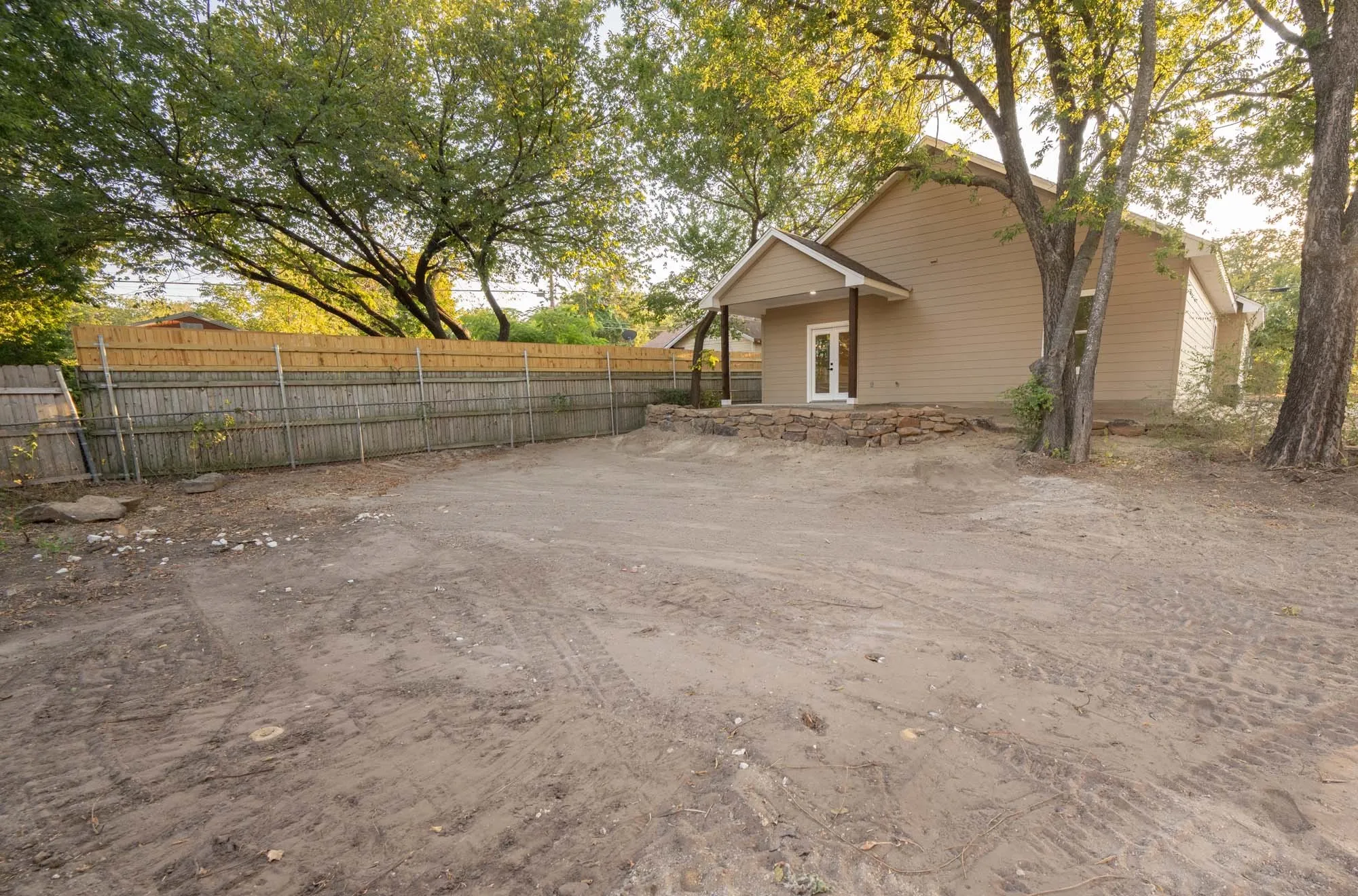 Single Family Residence For Sale in Parker County , 321 S Rusk, Weatherford, Texas 76086, 3 Bedroom, 2 Bathroom, 2 Garage spaces, 1,408 Sqft, built in 2026, mls#21375360, Real Estate Agent in Weatherford, Homes For Sale in Parker county, Homes For Sale in Weatherford, Realtor in Weatherford Texas, Real Estate Brokerage Independent Realty Texas, Luminita Cordes Realtor