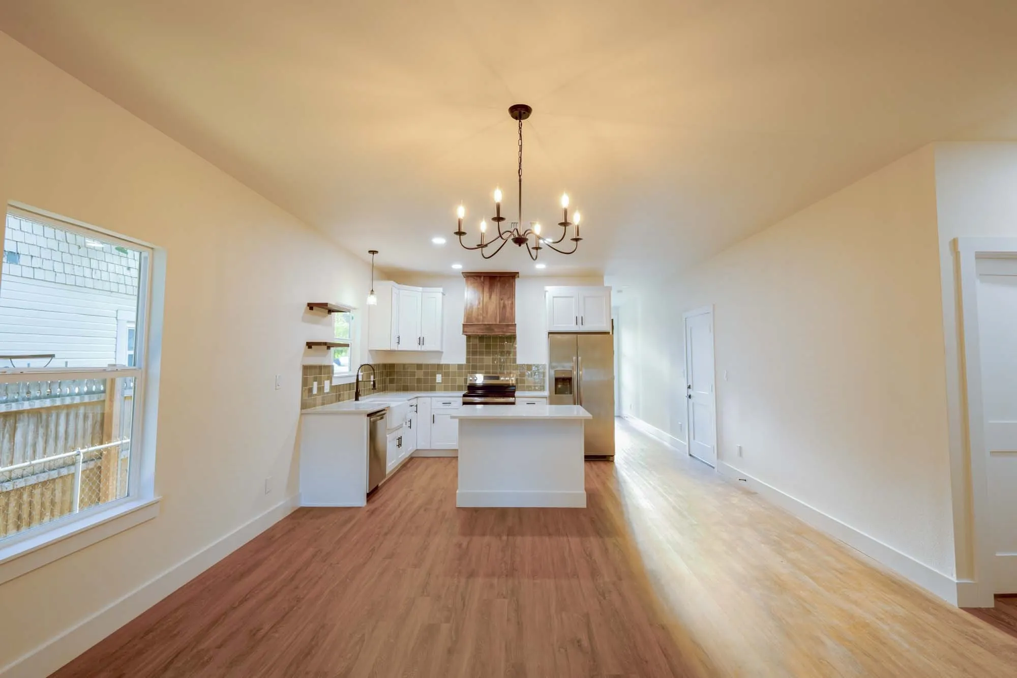 Single Family Residence For Sale in Parker County , 321 S Rusk, Weatherford, Texas 76086, 3 Bedroom, 2 Bathroom, 2 Garage spaces, 1,408 Sqft, built in 2026, mls#21375360, Real Estate Agent in Weatherford, Homes For Sale in Parker county, Homes For Sale in Weatherford, Realtor in Weatherford Texas, Real Estate Brokerage Independent Realty Texas, Luminita Cordes Realtor