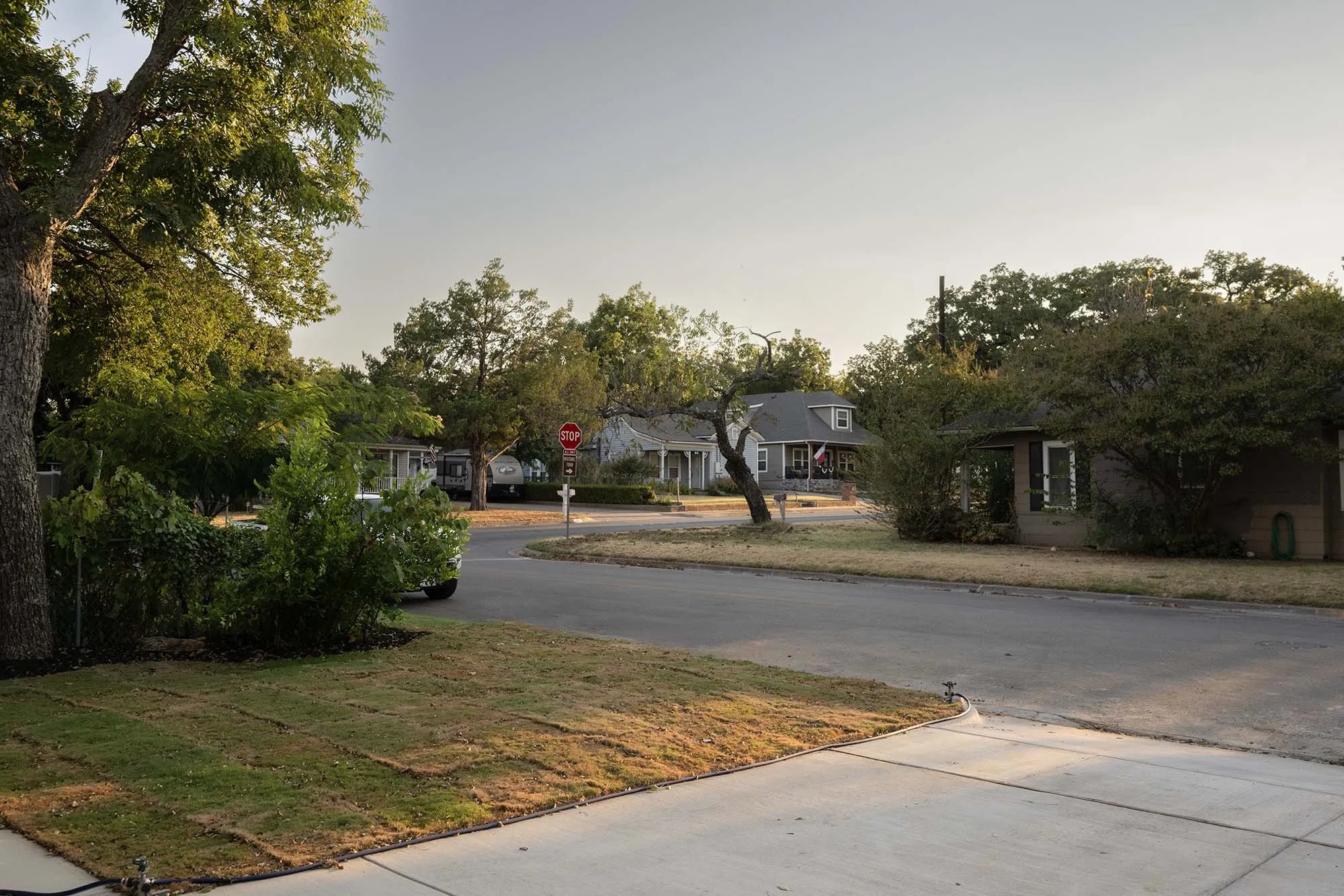 Single Family Residence For Sale in Parker County , 321 S Rusk, Weatherford, Texas 76086, 3 Bedroom, 2 Bathroom, 2 Garage spaces, 1,408 Sqft, built in 2026, mls#21375360, Real Estate Agent in Weatherford, Homes For Sale in Parker county, Homes For Sale in Weatherford, Realtor in Weatherford Texas, Real Estate Brokerage Independent Realty Texas, Luminita Cordes Realtor
