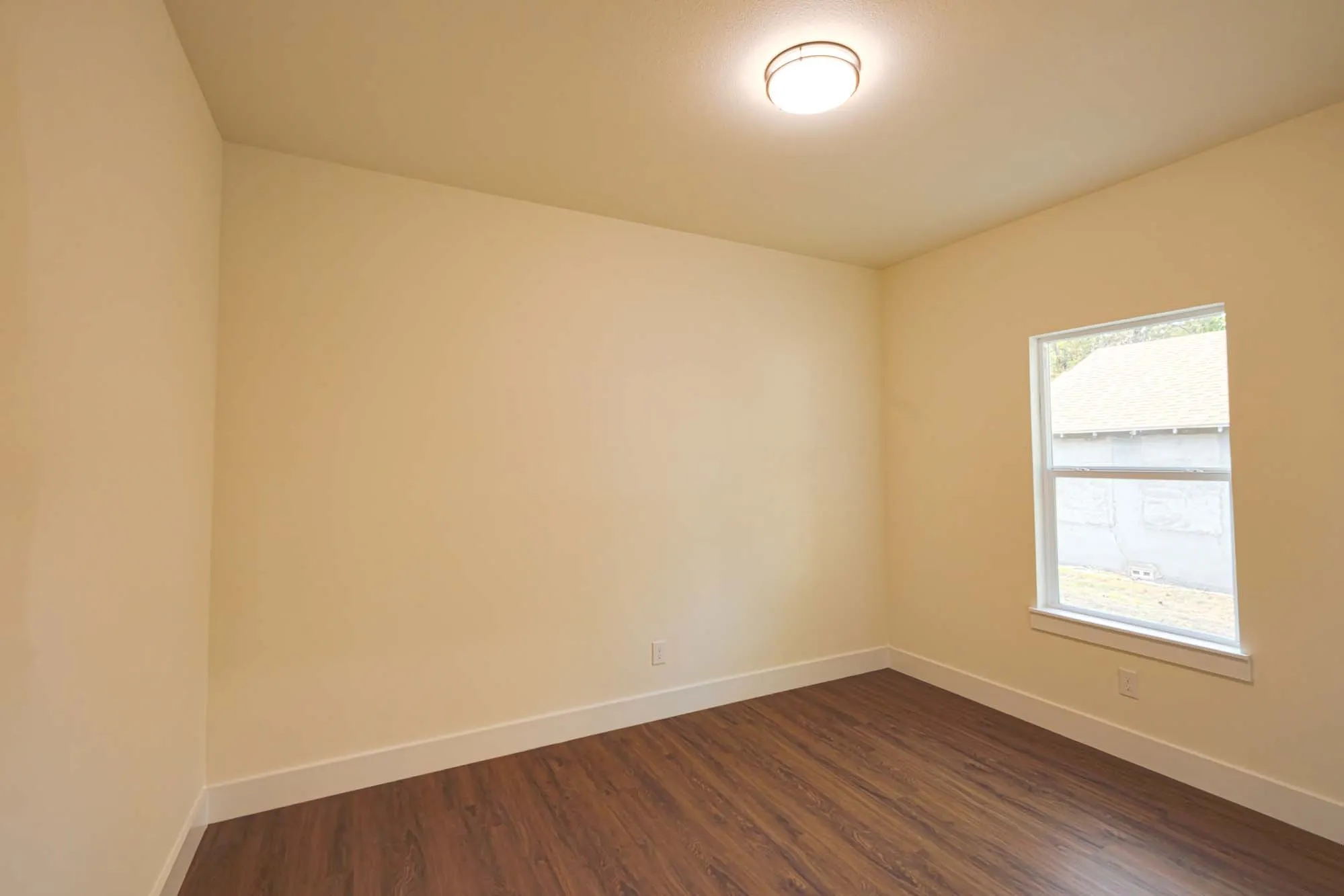 Single Family Residence For Sale in Parker County , 321 S Rusk, Weatherford, Texas 76086, 3 Bedroom, 2 Bathroom, 2 Garage spaces, 1,408 Sqft, built in 2026, mls#21375360, Real Estate Agent in Weatherford, Homes For Sale in Parker county, Homes For Sale in Weatherford, Realtor in Weatherford Texas, Real Estate Brokerage Independent Realty Texas, Luminita Cordes Realtor