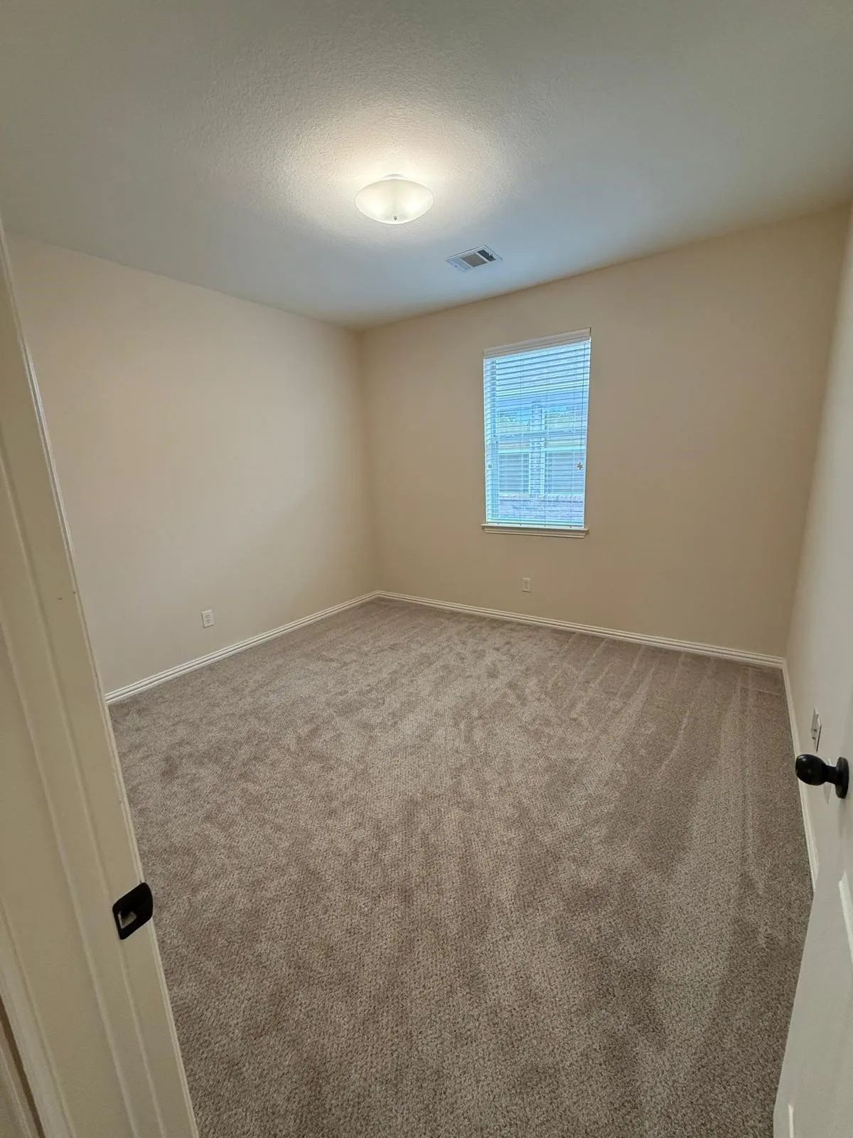 Single Family Residence For Rent in Collin County , 6406 Shakespeare Place, Dallas, Texas 75252, 3 Bedroom, 3 Bathroom, 2 Garage spaces, 2,243 Sqft, built in 2008, mls#21376707, Real Estate Agent in Dallas, Homes For Rent in Collin county, Homes For Rent in Dallas, Realtor in Dallas Texas, Real Estate Brokerage Independent Realty Texas, Luminita Cordes Realtor