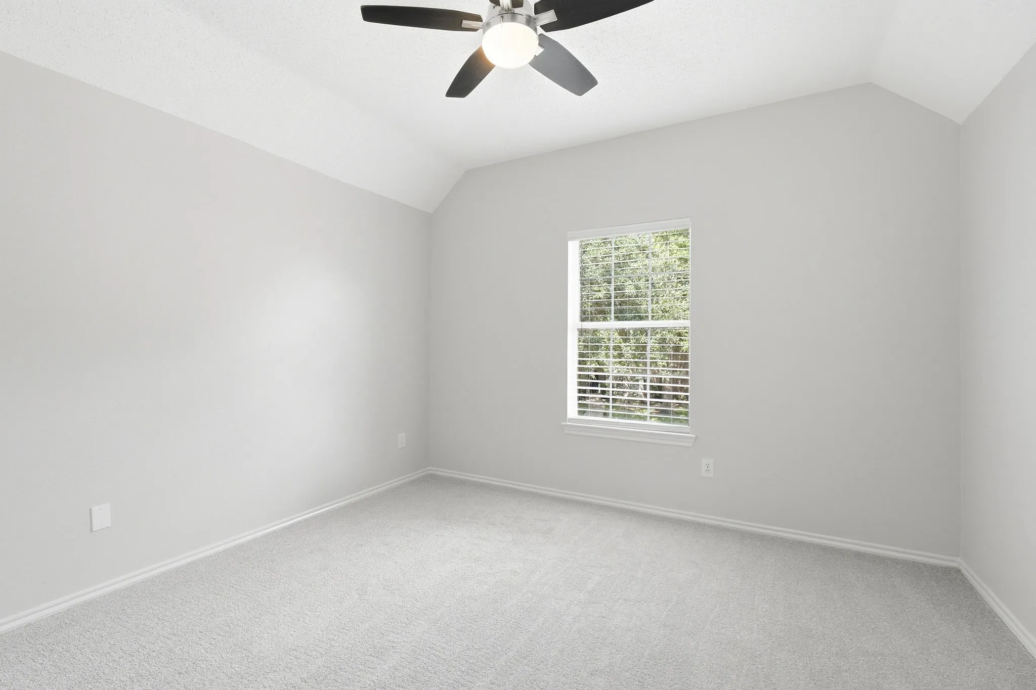 Single Family Residence For Sale in Collin County , 301 Belvedere Drive, Allen, Texas 75013, 4 Bedroom, 3 Bathroom, 2 Garage spaces, 2,514 Sqft, built in 1994, mls#21375588, Real Estate Agent in Allen, Homes For Sale in Collin county, Homes For Sale in Allen, Realtor in Allen Texas, Real Estate Brokerage Independent Realty Texas, Luminita Cordes Realtor