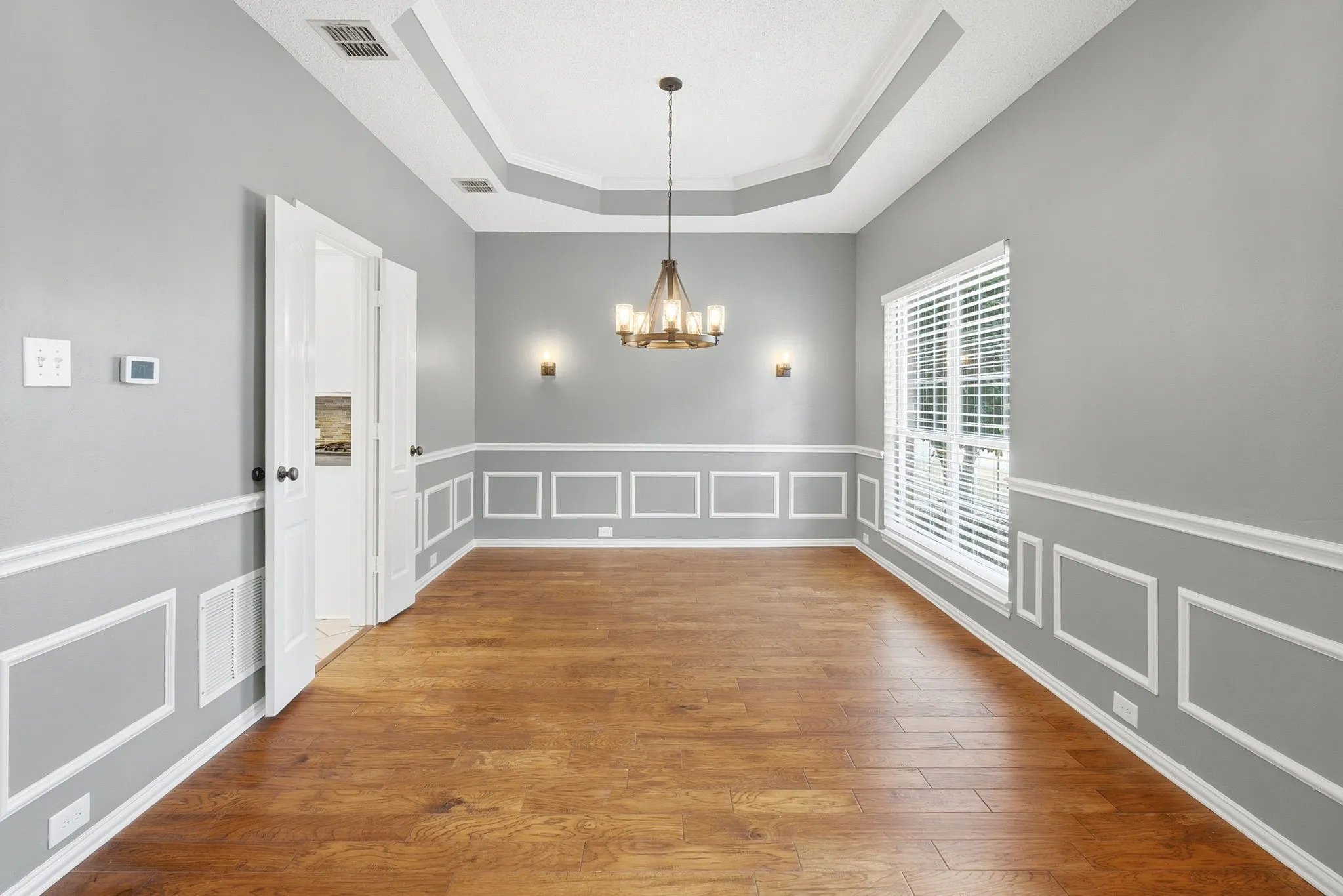 Single Family Residence For Sale in Collin County , 301 Belvedere Drive, Allen, Texas 75013, 4 Bedroom, 3 Bathroom, 2 Garage spaces, 2,514 Sqft, built in 1994, mls#21375588, Real Estate Agent in Allen, Homes For Sale in Collin county, Homes For Sale in Allen, Realtor in Allen Texas, Real Estate Brokerage Independent Realty Texas, Luminita Cordes Realtor