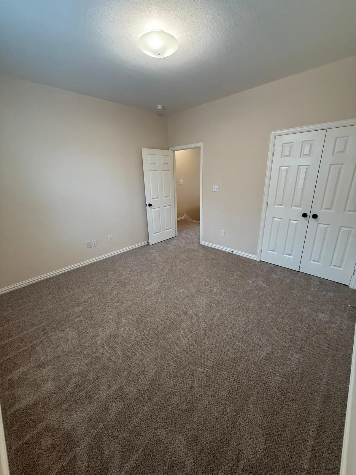 Single Family Residence For Sale in Collin County , 6406 Shakespeare Place, Dallas, Texas 75252, 3 Bedroom, 3 Bathroom, 2 Garage spaces, 2,243 Sqft, built in 2008, mls#21376677, Real Estate Agent in Dallas, Homes For Sale in Collin county, Homes For Sale in Dallas, Realtor in Dallas Texas, Real Estate Brokerage Independent Realty Texas, Luminita Cordes Realtor