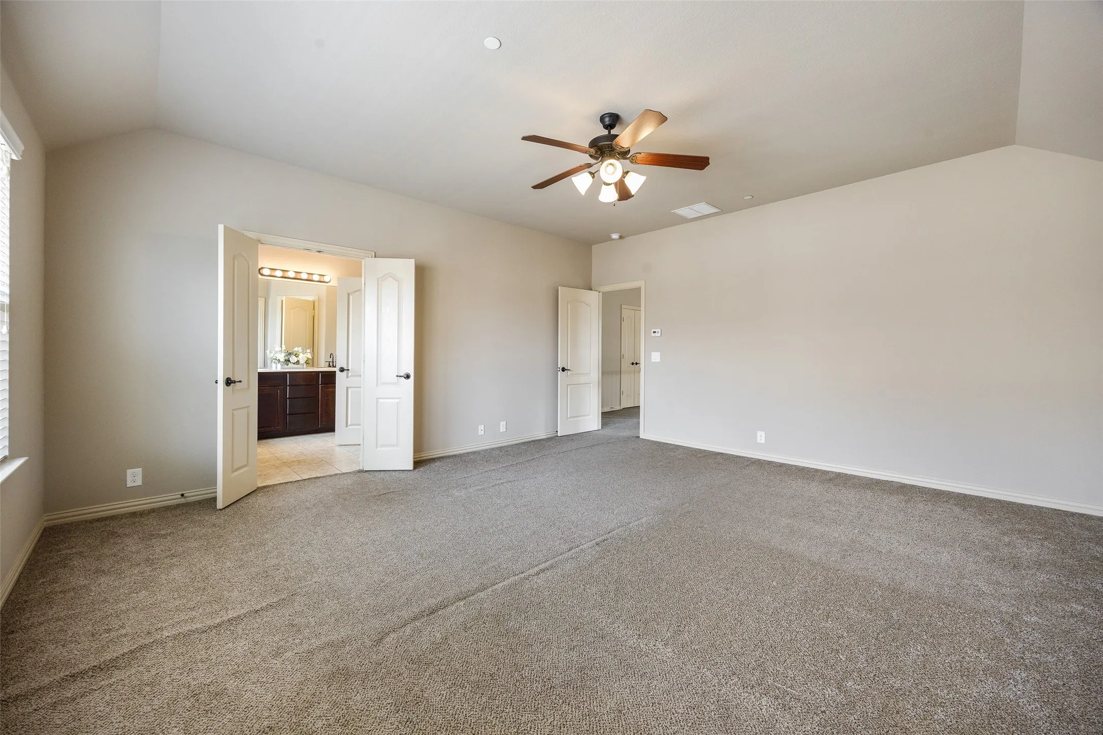 Townhouse For Rent in Collin County , 878 Caballero Drive, Allen, Texas 75013, 3 Bedroom, 3 Bathroom, 2 Garage spaces, 2,000 Sqft, built in 2013, mls#21373437, Real Estate Agent in Allen, Homes For Rent in Collin county, Homes For Rent in Allen, Realtor in Allen Texas, Real Estate Brokerage Independent Realty Texas, Luminita Cordes Realtor
