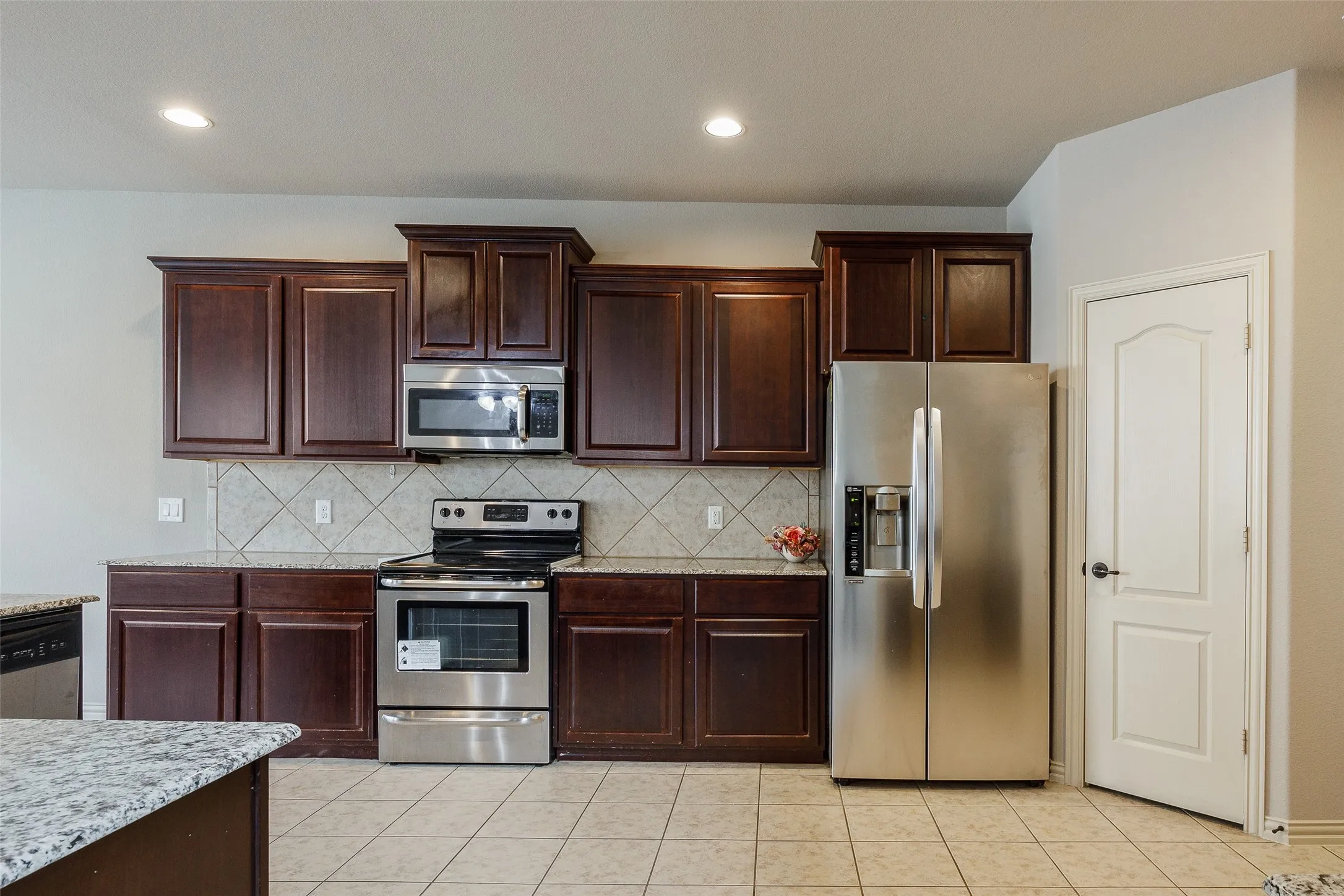 Townhouse For Rent in Collin County , 878 Caballero Drive, Allen, Texas 75013, 3 Bedroom, 3 Bathroom, 2 Garage spaces, 2,000 Sqft, built in 2013, mls#21373437, Real Estate Agent in Allen, Homes For Rent in Collin county, Homes For Rent in Allen, Realtor in Allen Texas, Real Estate Brokerage Independent Realty Texas, Luminita Cordes Realtor